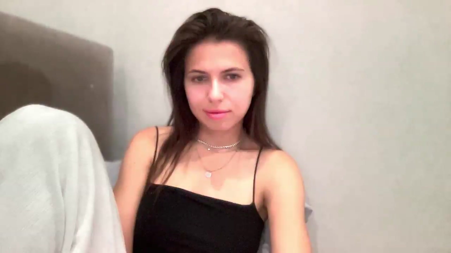 Gallery image thumbnail from YourrrAngell's myfreecams stream on, 07/17/2026, 19:34 image 16 of 20