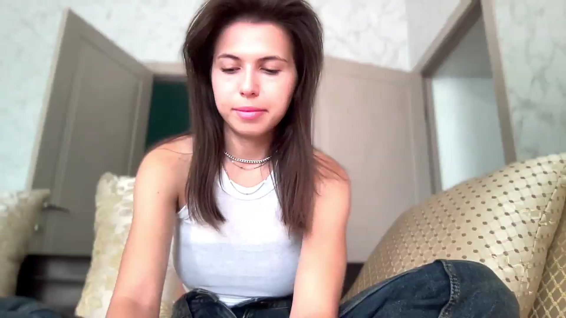 Gallery image thumbnail from YourrrAngell's myfreecams stream on, 07/18/2026, 12:40 image 11 of 20