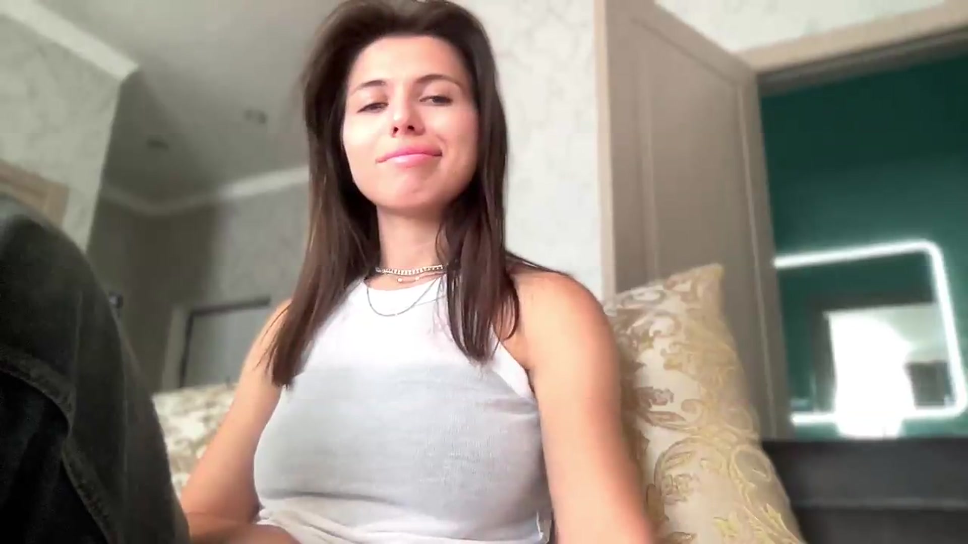Gallery image thumbnail from YourrrAngell's myfreecams stream on, 07/18/2026, 12:40 image 2 of 20