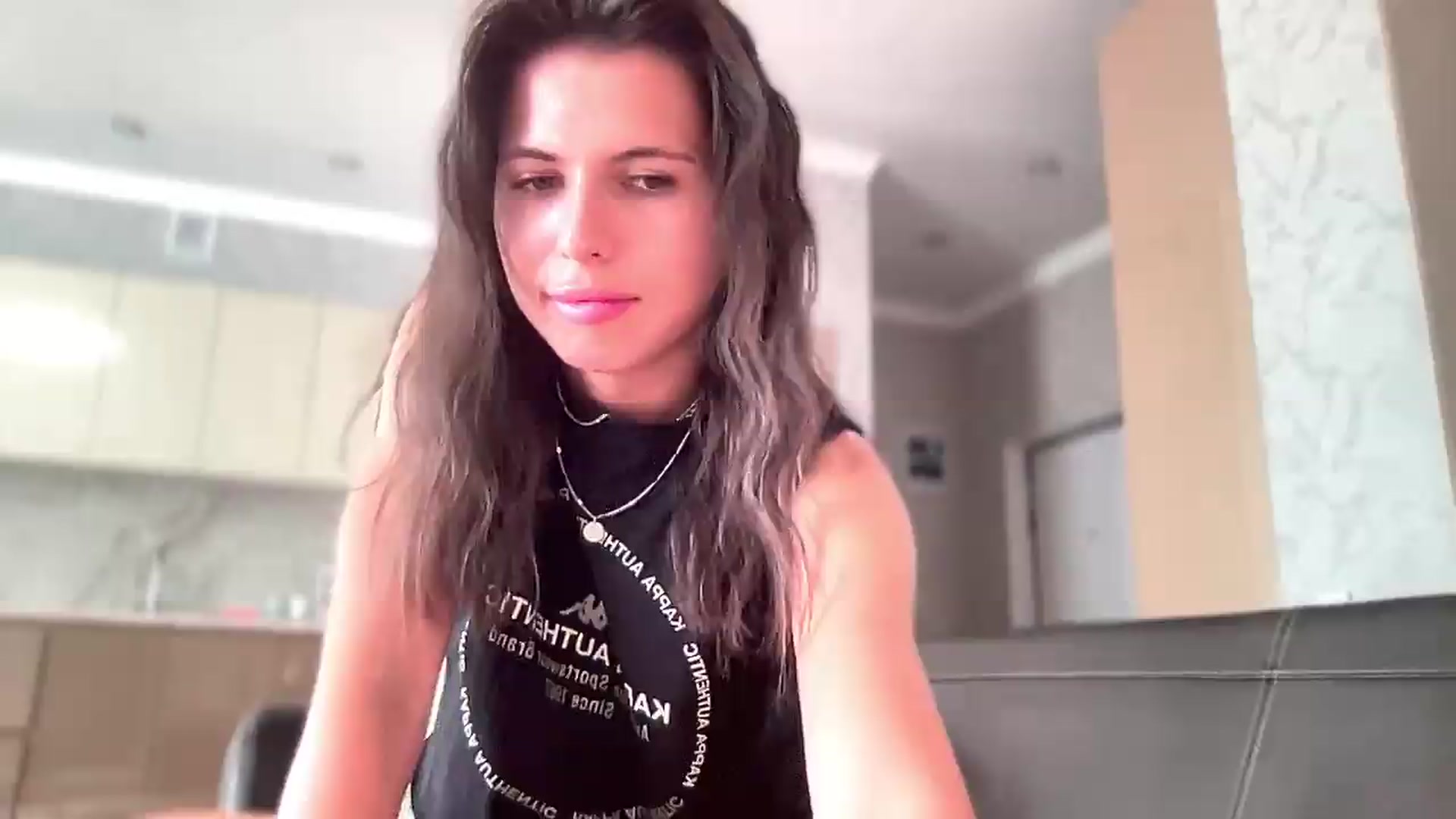 Gallery image thumbnail from YourrrAngell's myfreecams stream on, 07/19/2026, 14:15 image 3 of 20