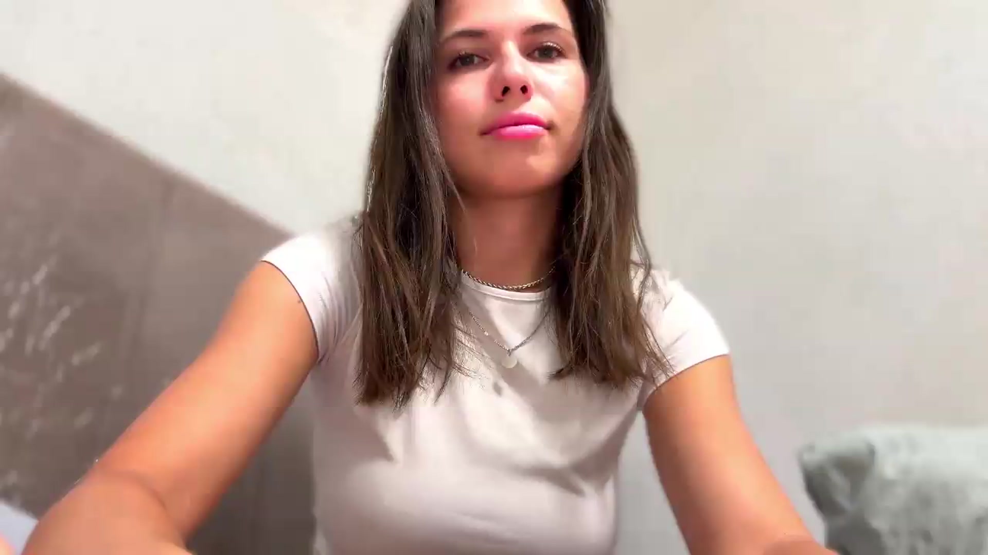 Gallery image thumbnail from YourrrAngell's myfreecams stream on, 07/26/2026, 19:22 image 1 of 20