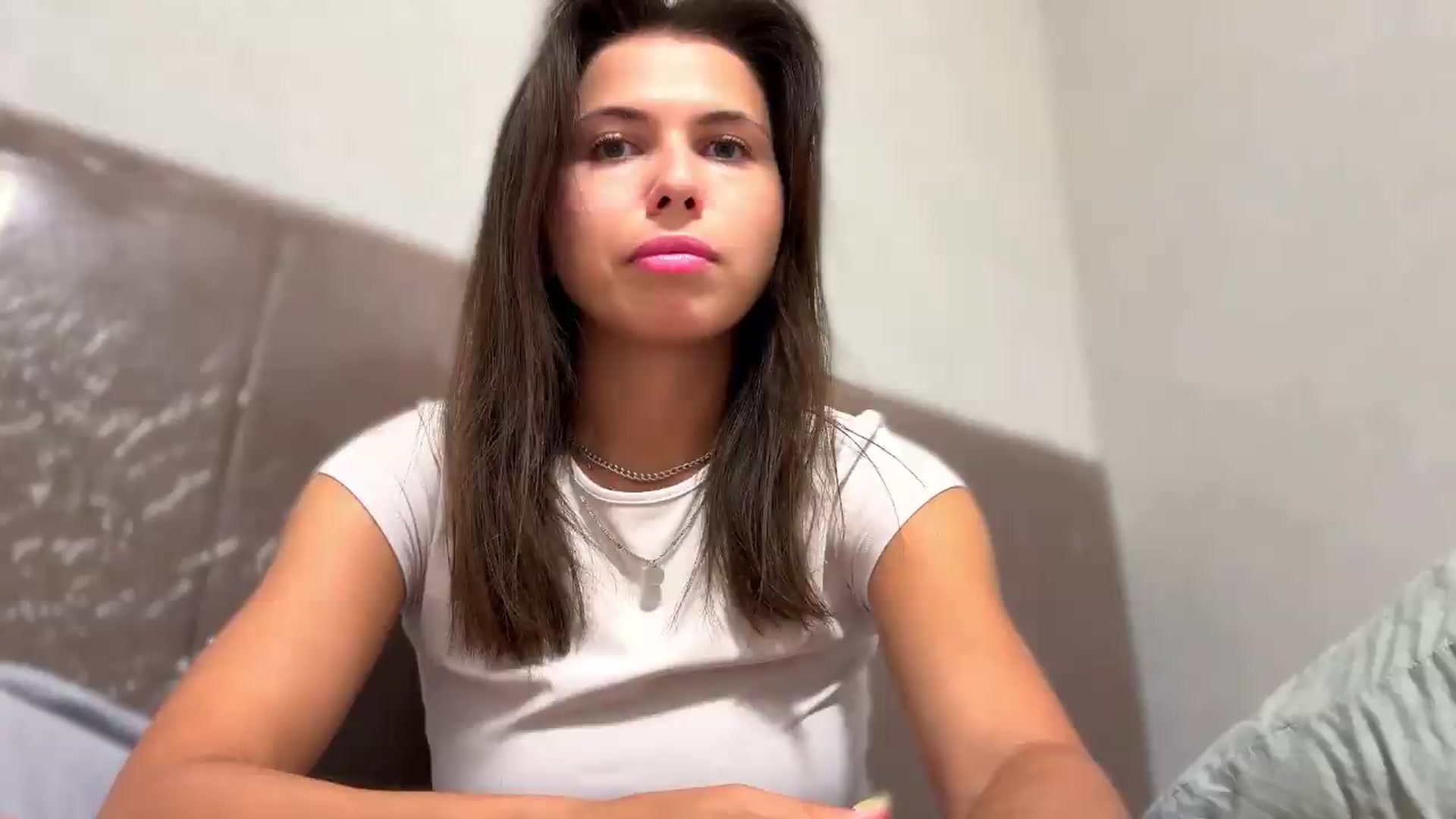 Gallery image thumbnail from YourrrAngell's myfreecams stream on, 07/26/2026, 19:22 image 6 of 20