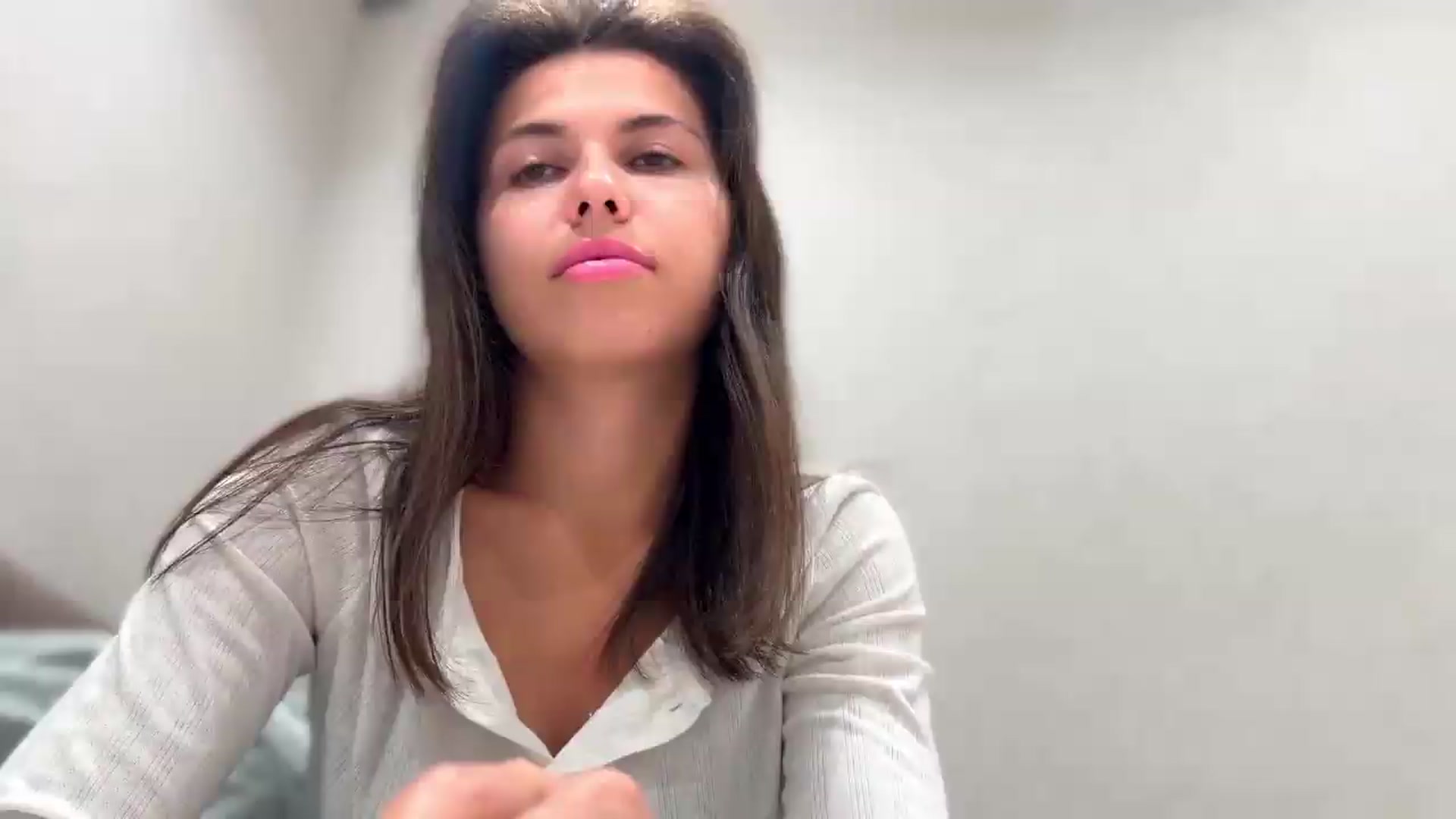 Gallery image thumbnail from YourrrAngell's myfreecams stream on, 07/31/2026, 18:32 image 1 of 20