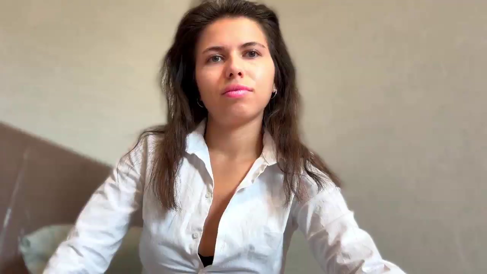 Gallery image thumbnail from YourrrAngell's myfreecams stream on, 08/01/2026, 10:43 image 9 of 20