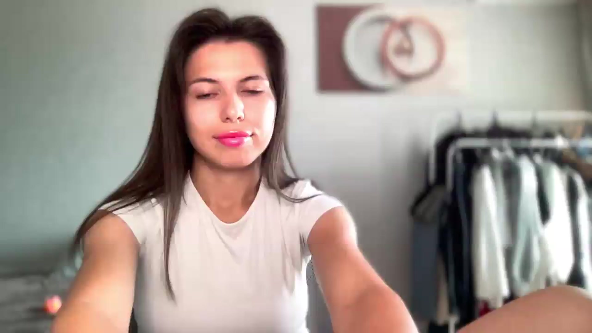 Gallery image thumbnail from YourrrAngell's myfreecams stream on, 08/08/2026, 12:13 image 4 of 20