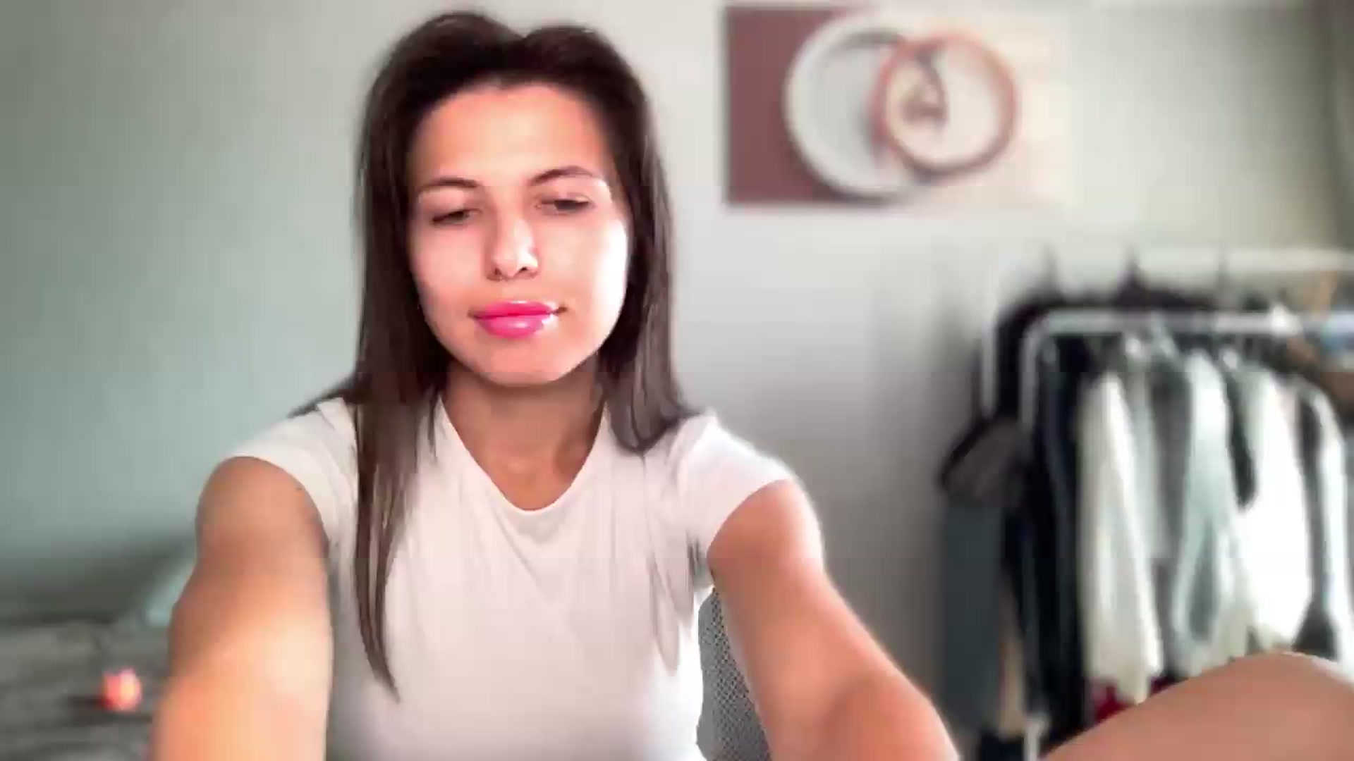 Gallery image thumbnail from YourrrAngell's myfreecams stream on, 08/08/2026, 12:13 image 10 of 20
