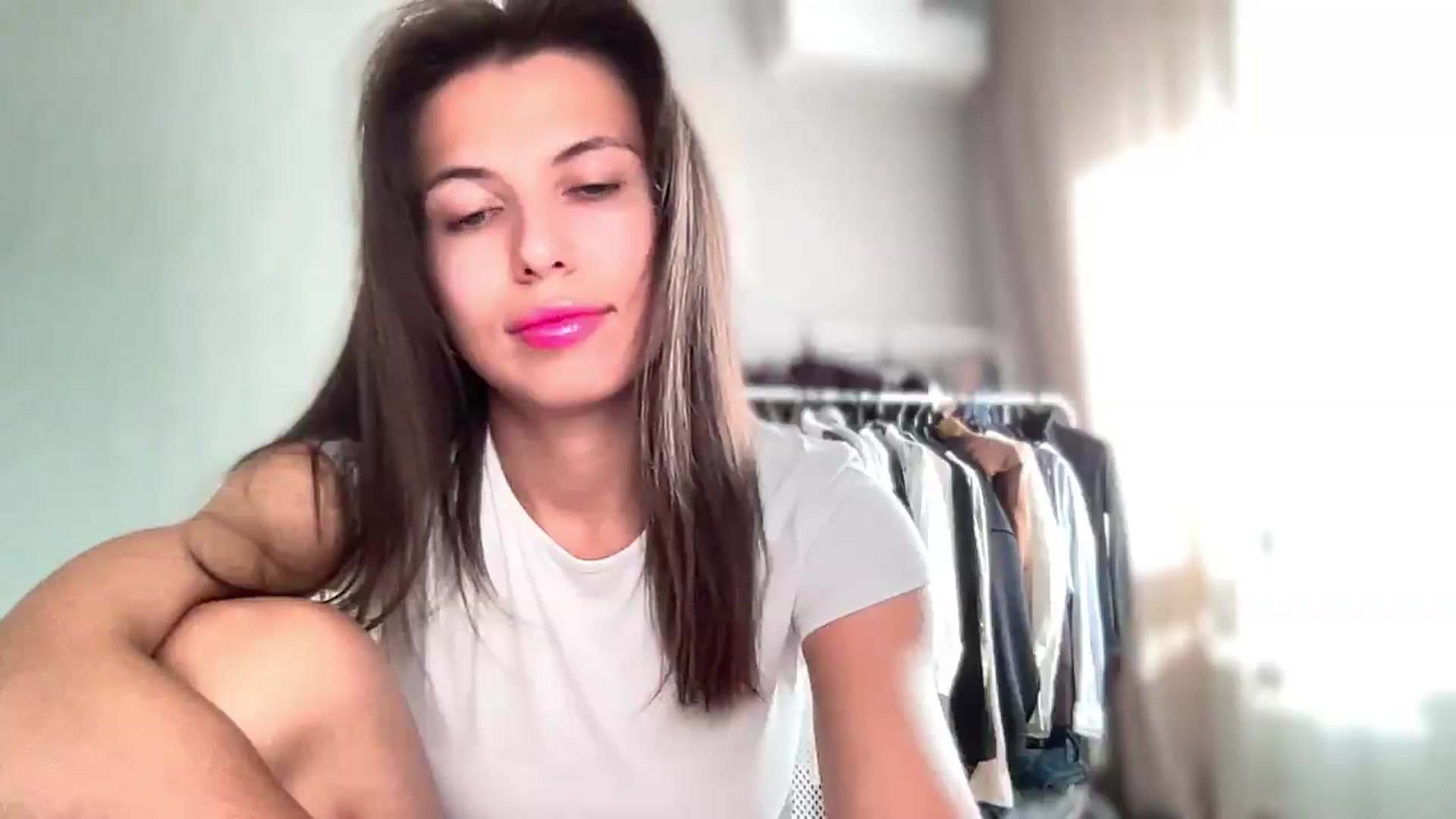 Gallery image thumbnail from YourrrAngell's myfreecams stream on, 08/08/2026, 13:57 image 19 of 20