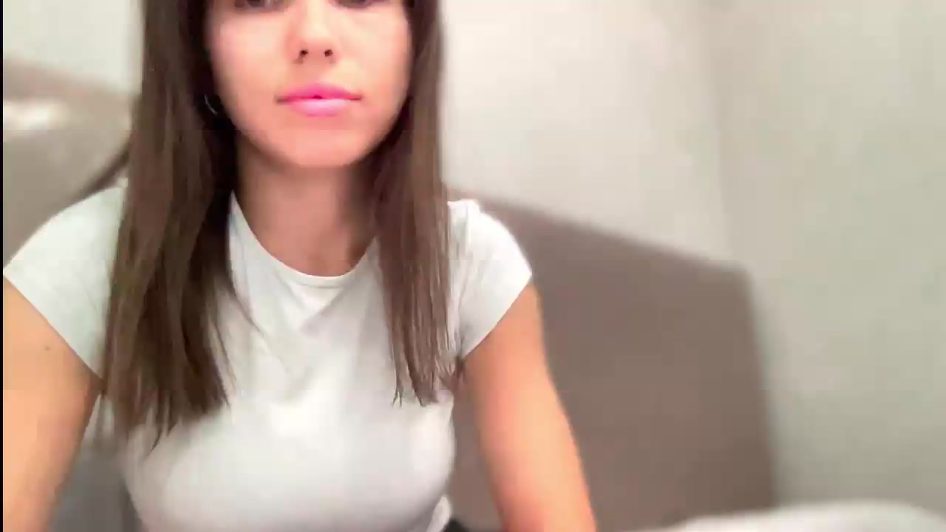 Gallery image thumbnail from YourrrAngell's myfreecams stream on, 08/08/2026, 16:46 image 6 of 20