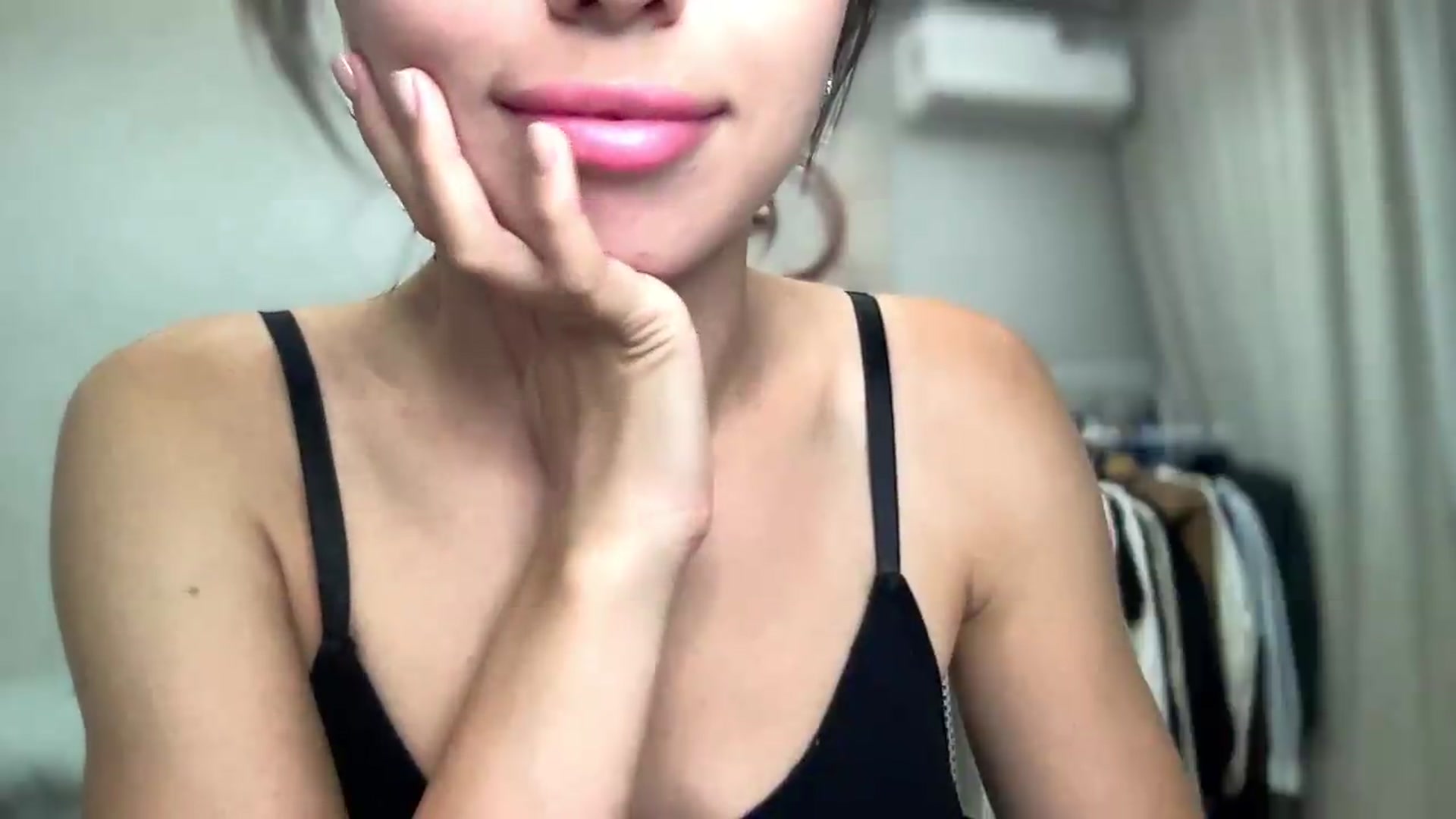 Gallery image thumbnail from YourrrAngell's myfreecams stream on, 08/08/2026, 20:47 image 20 of 20