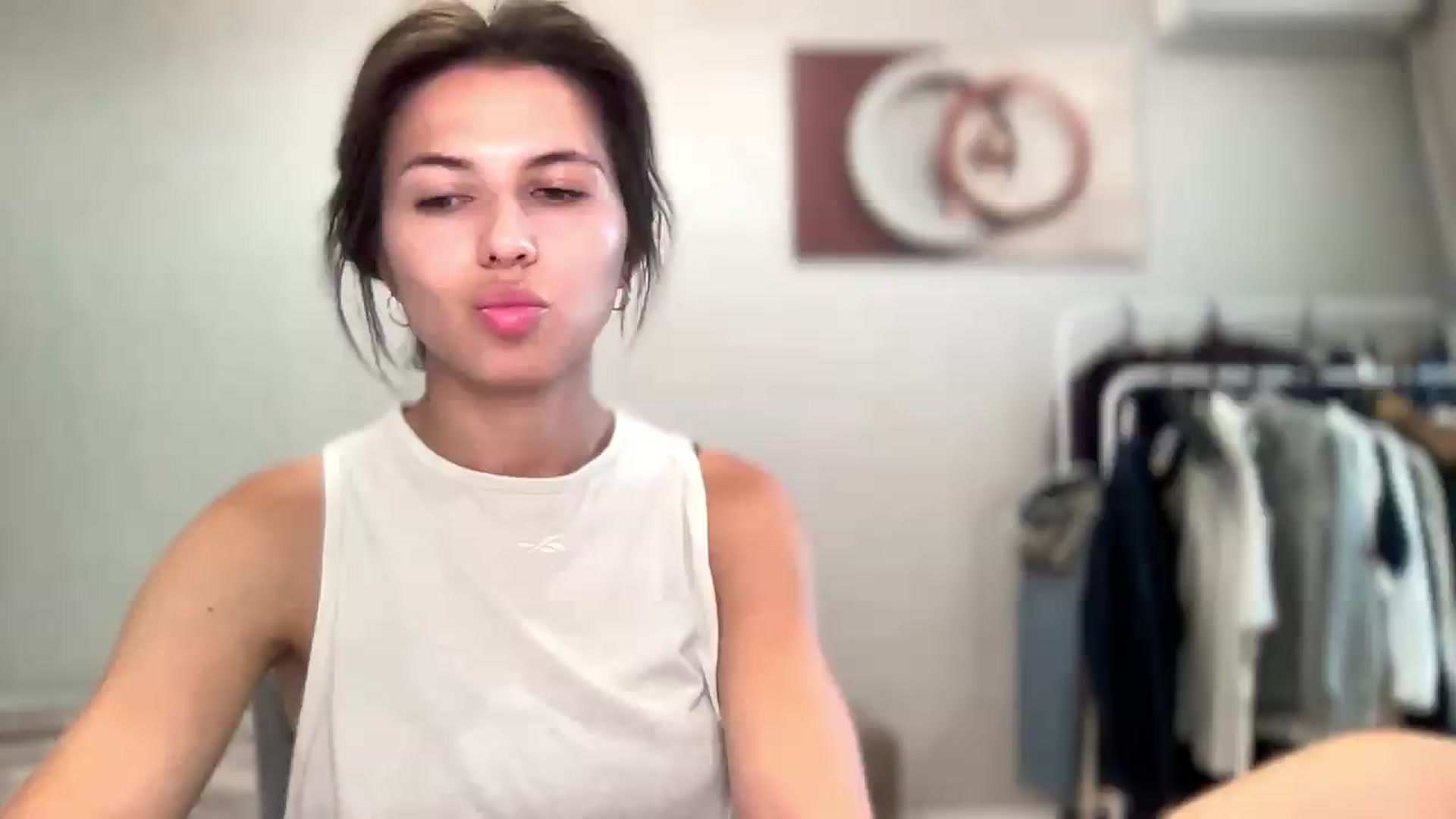 Gallery image thumbnail from YourrrAngell's myfreecams stream on, 08/09/2026, 12:10 image 14 of 20