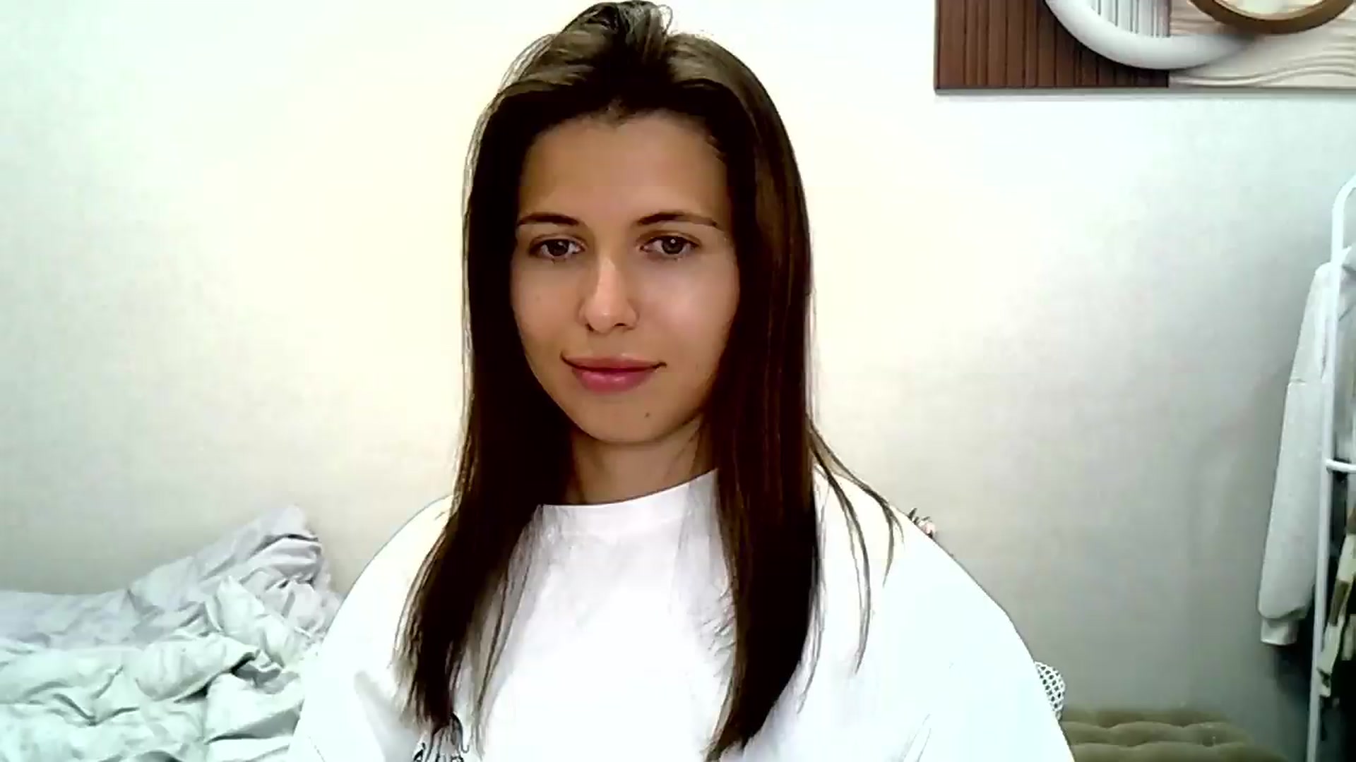 Gallery image thumbnail from YourrrAngell's myfreecams stream on, 08/22/2026, 15:56 image 16 of 20