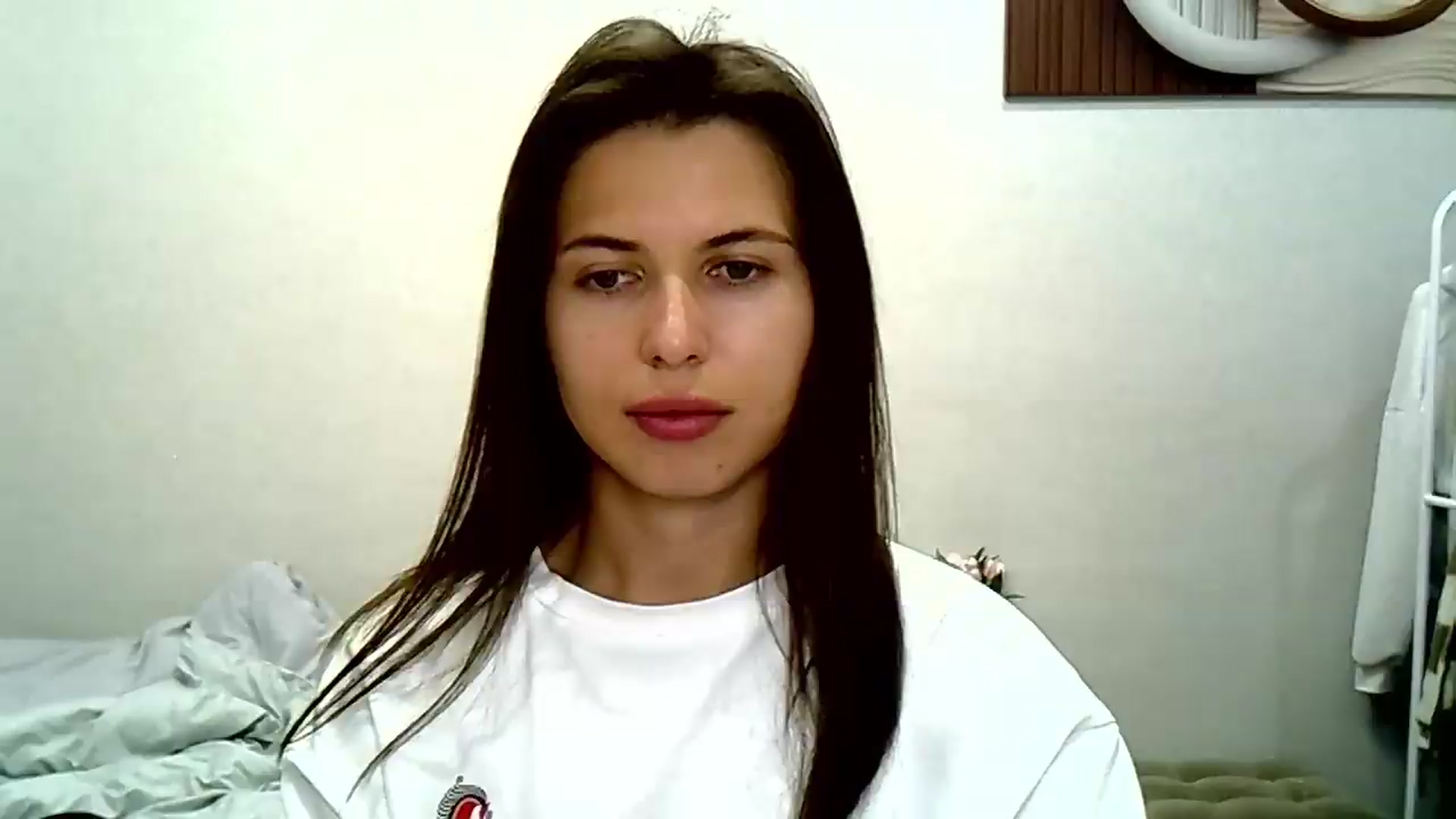 Gallery image thumbnail from YourrrAngell's myfreecams stream on, 08/22/2026, 17:01 image 5 of 20