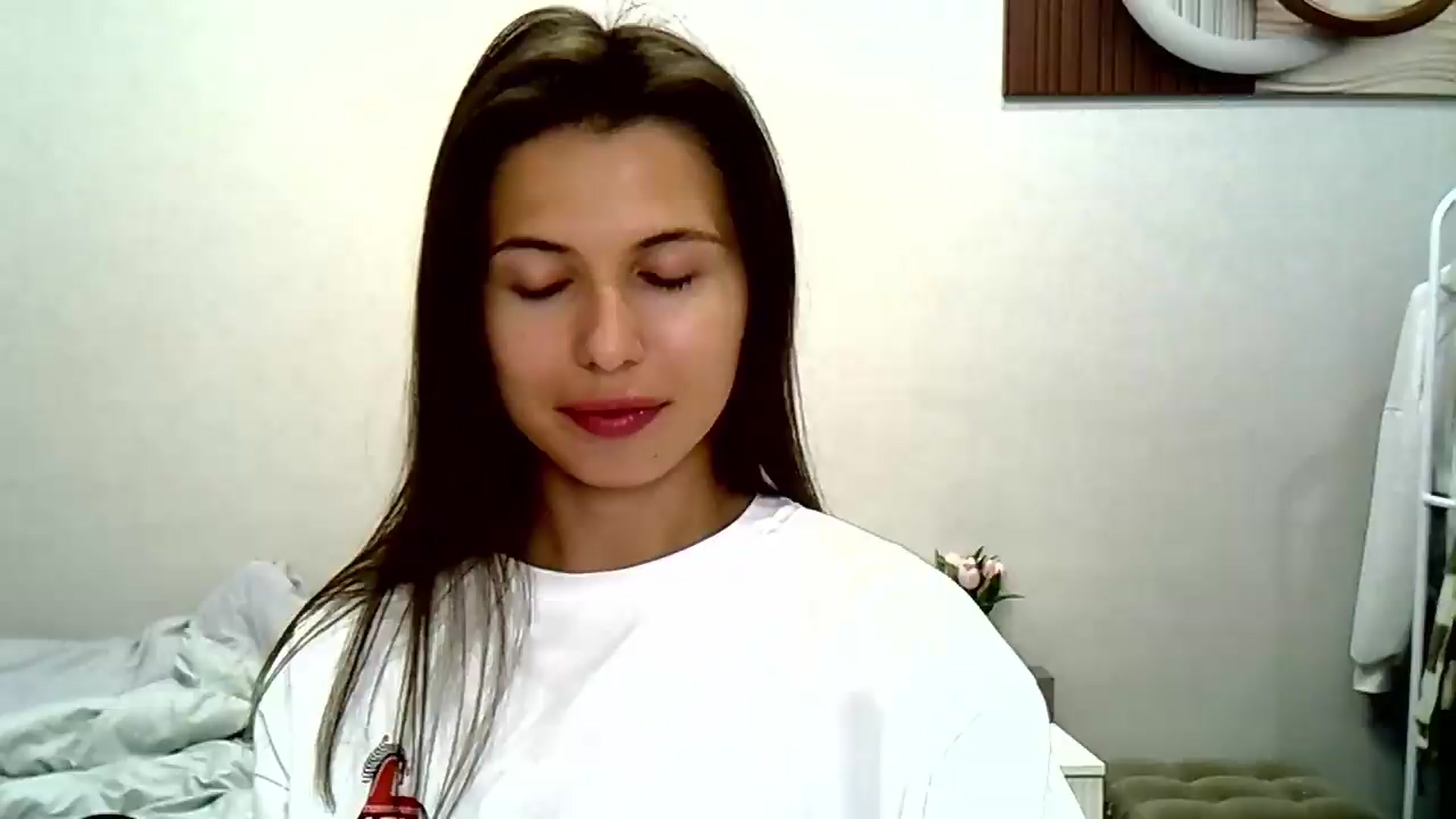 Gallery image thumbnail from YourrrAngell's myfreecams stream on, 08/22/2026, 17:01 image 14 of 20
