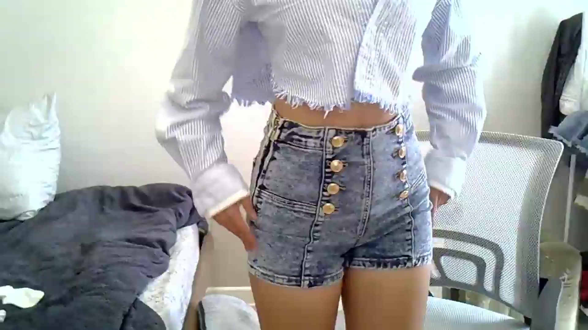 Gallery image thumbnail from YourrrAngell's myfreecams stream on, 08/25/2026, 12:53 image 17 of 20