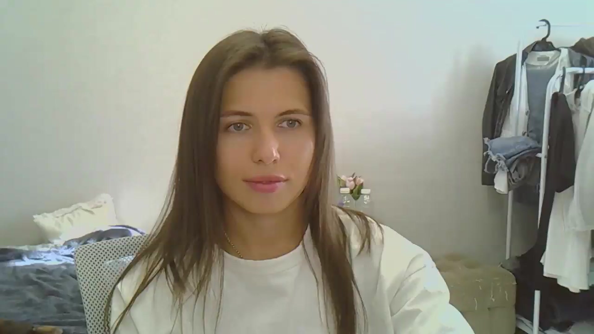 Gallery image thumbnail from YourrrAngell's myfreecams stream on, 08/29/2026, 13:36 image 7 of 20