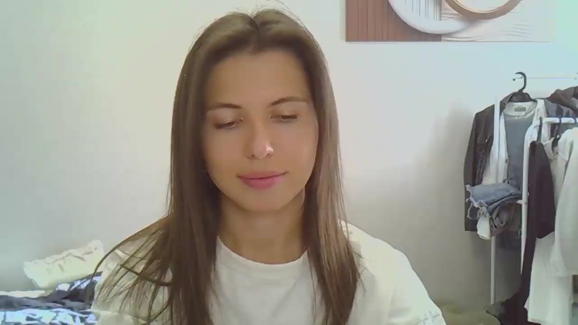 Gallery image thumbnail from YourrrAngell's myfreecams stream on, 08/29/2026, 13:36 image 18 of 20