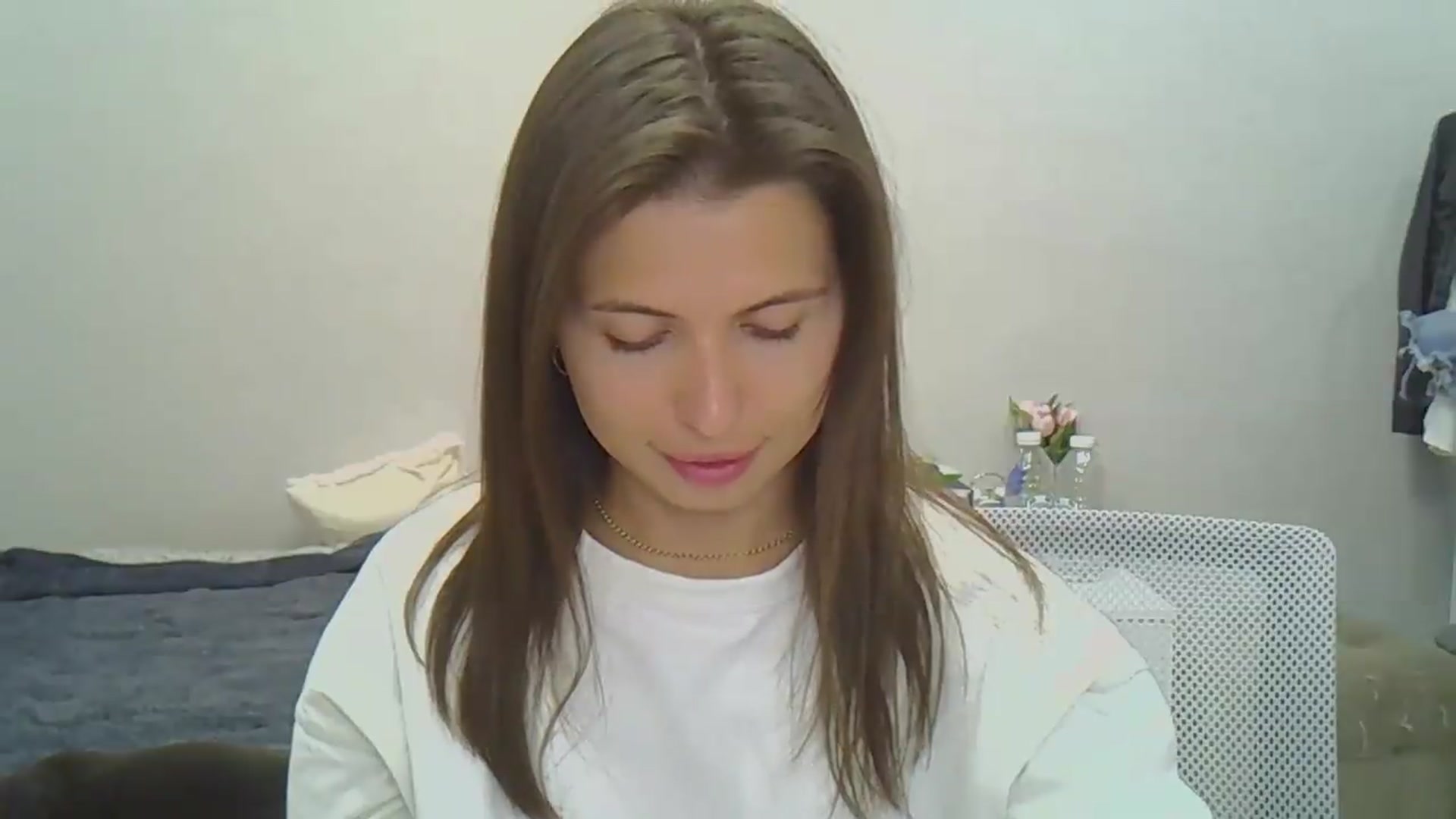 Gallery image thumbnail from YourrrAngell's myfreecams stream on, 08/29/2026, 15:51 image 17 of 20