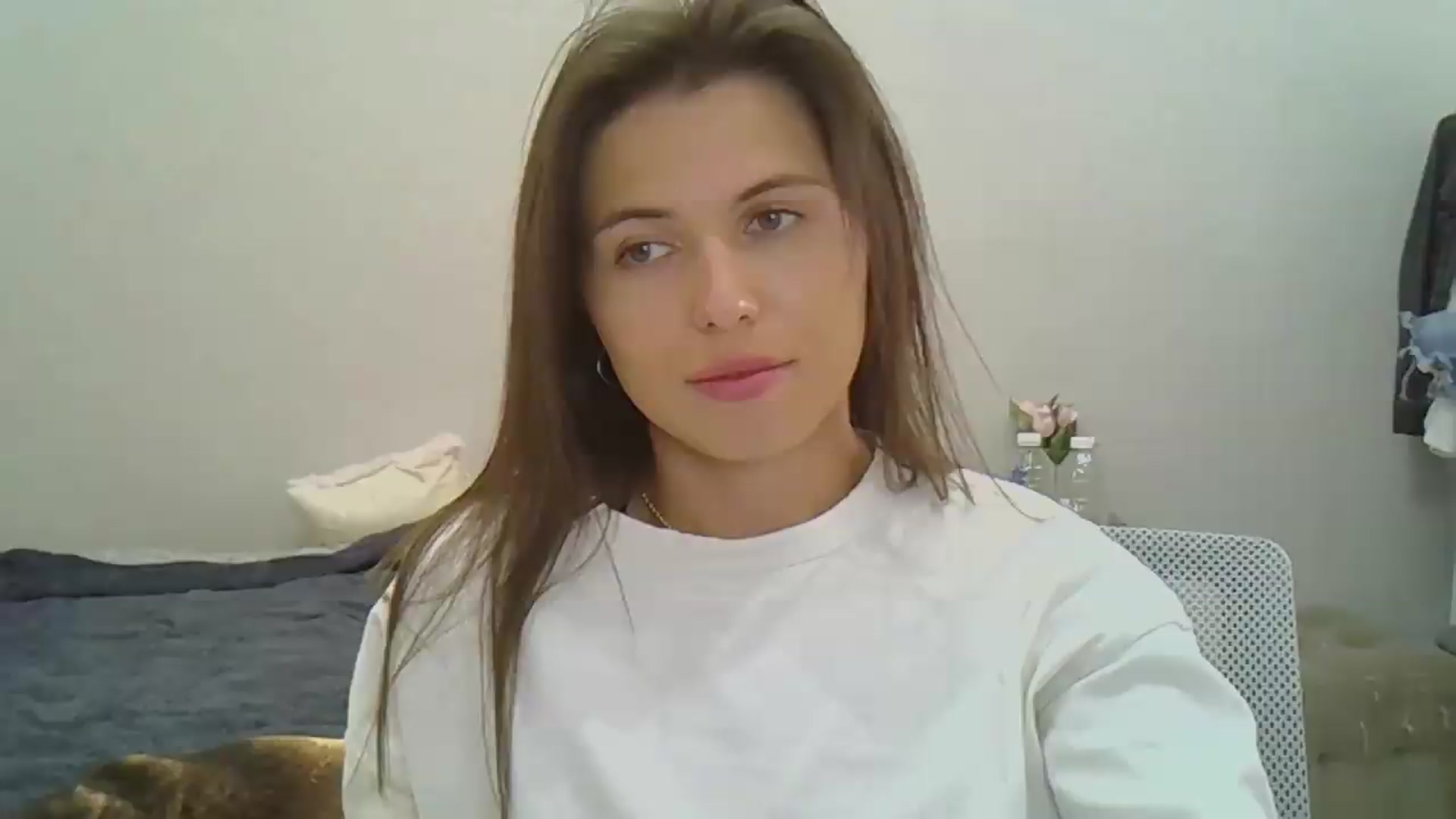 Gallery image thumbnail from YourrrAngell's myfreecams stream on, 08/29/2026, 15:51 image 11 of 20
