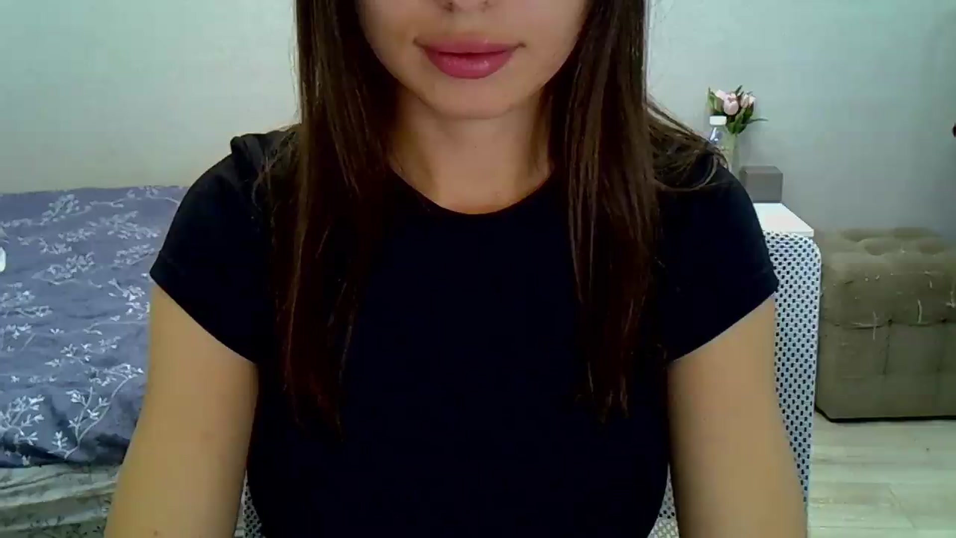 Gallery image thumbnail from YourrrAngell's myfreecams stream on, 08/31/2026, 14:39 image 13 of 20