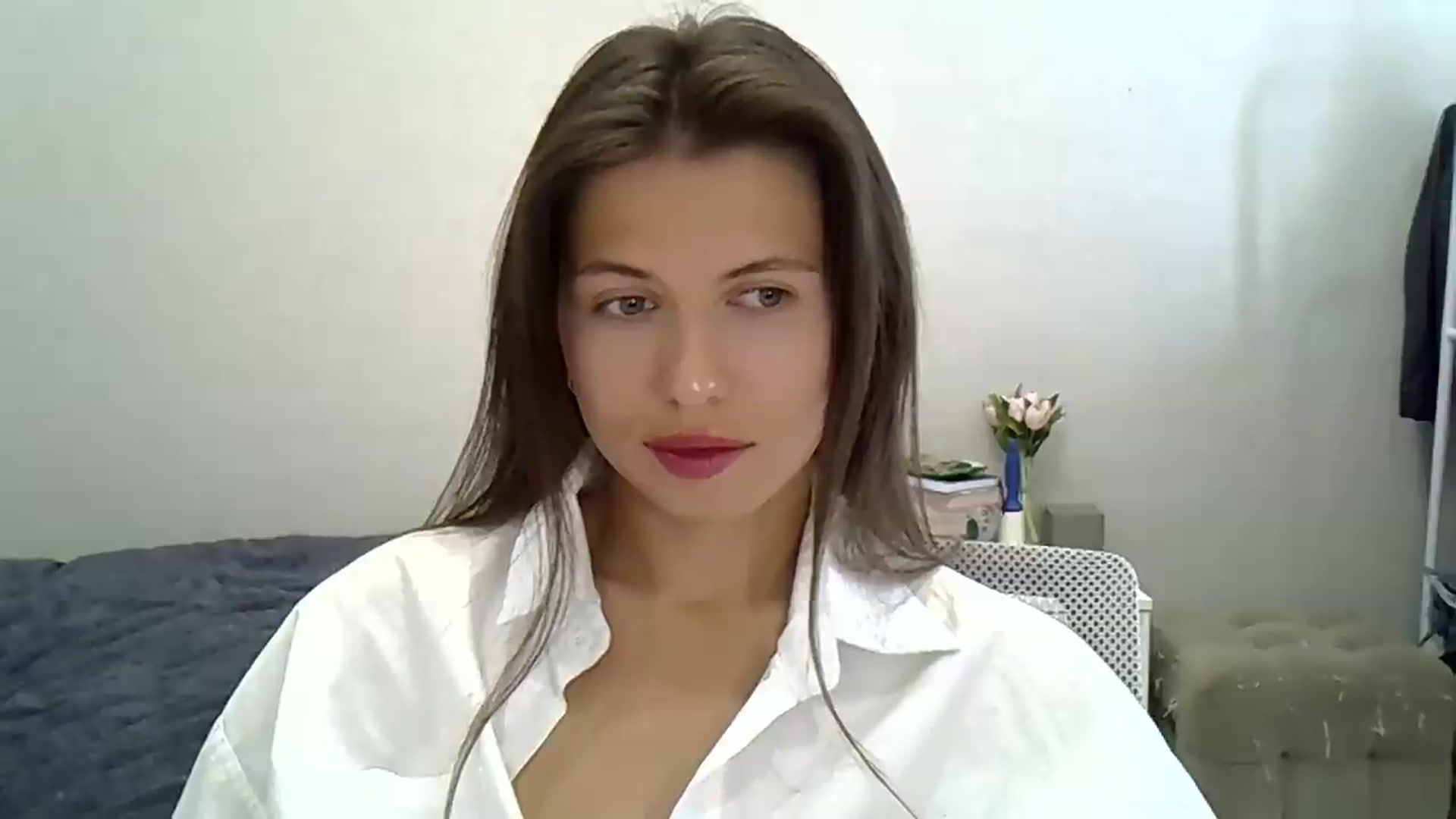 Gallery image thumbnail from YourrrAngell's myfreecams stream on, 09/02/2026, 12:23 image 15 of 20