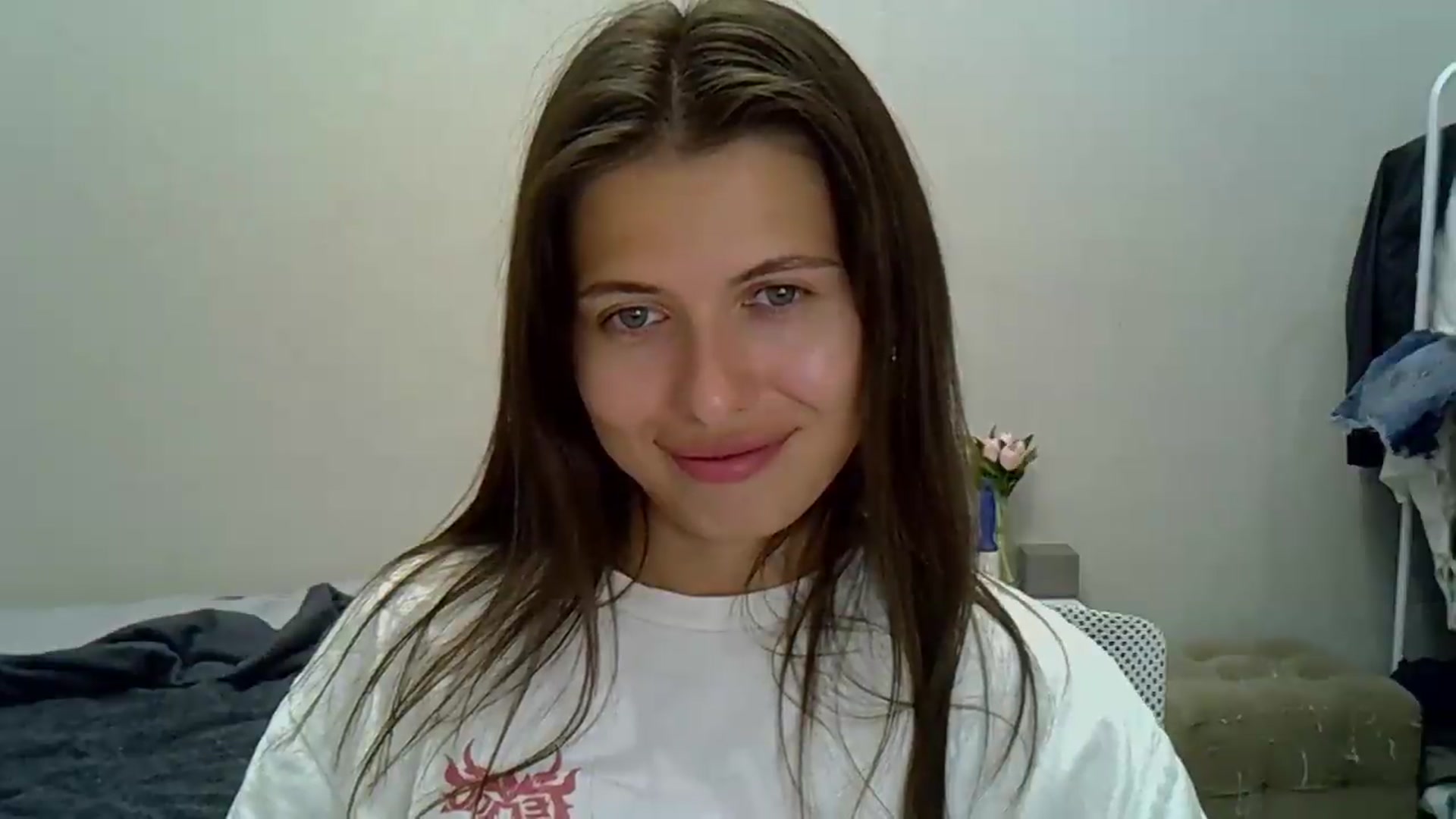 Gallery image thumbnail from YourrrAngell's myfreecams stream on, 09/03/2026, 20:31 image 6 of 20