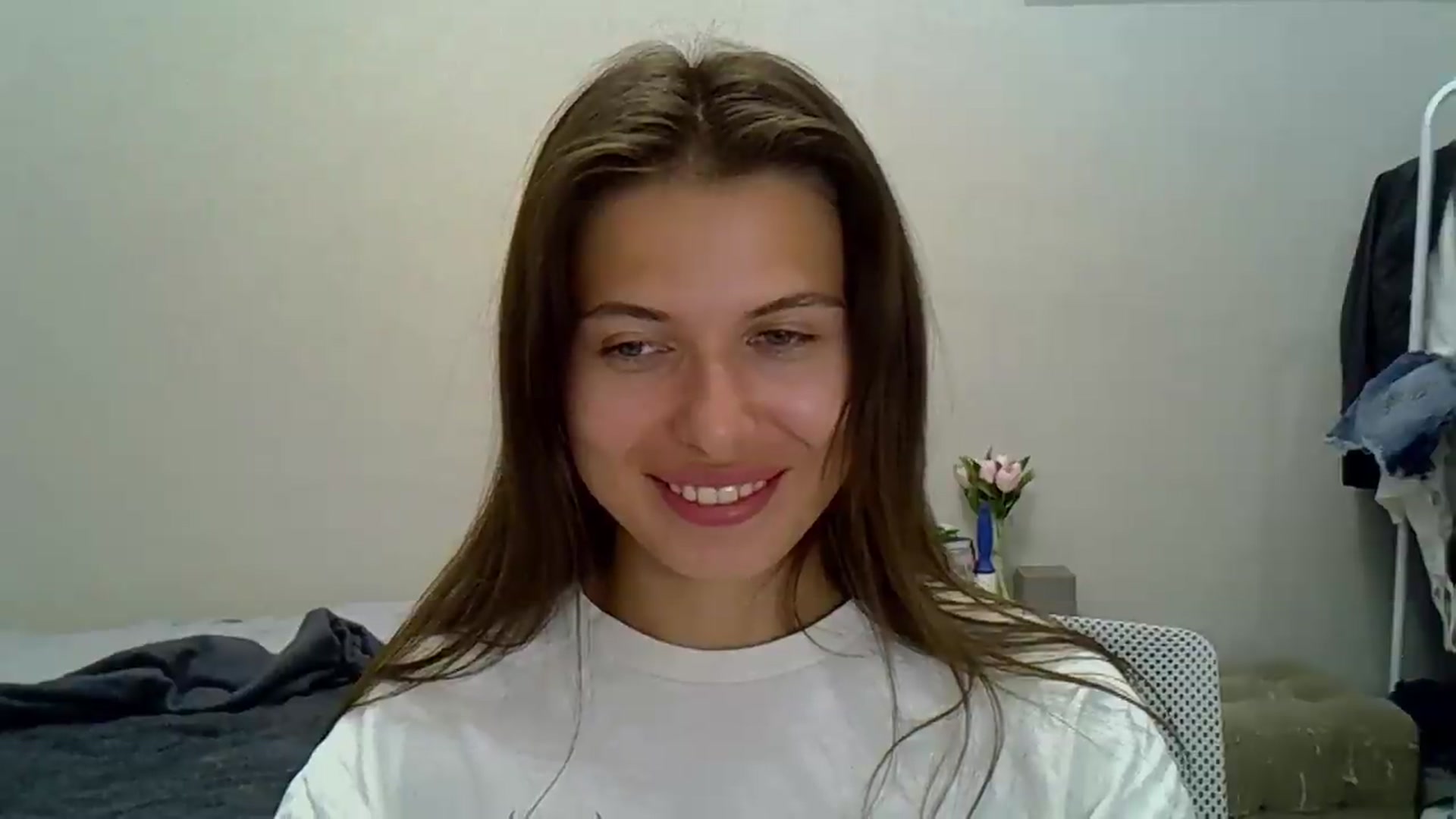 Gallery image thumbnail from YourrrAngell's myfreecams stream on, 09/03/2026, 20:31 image 12 of 20