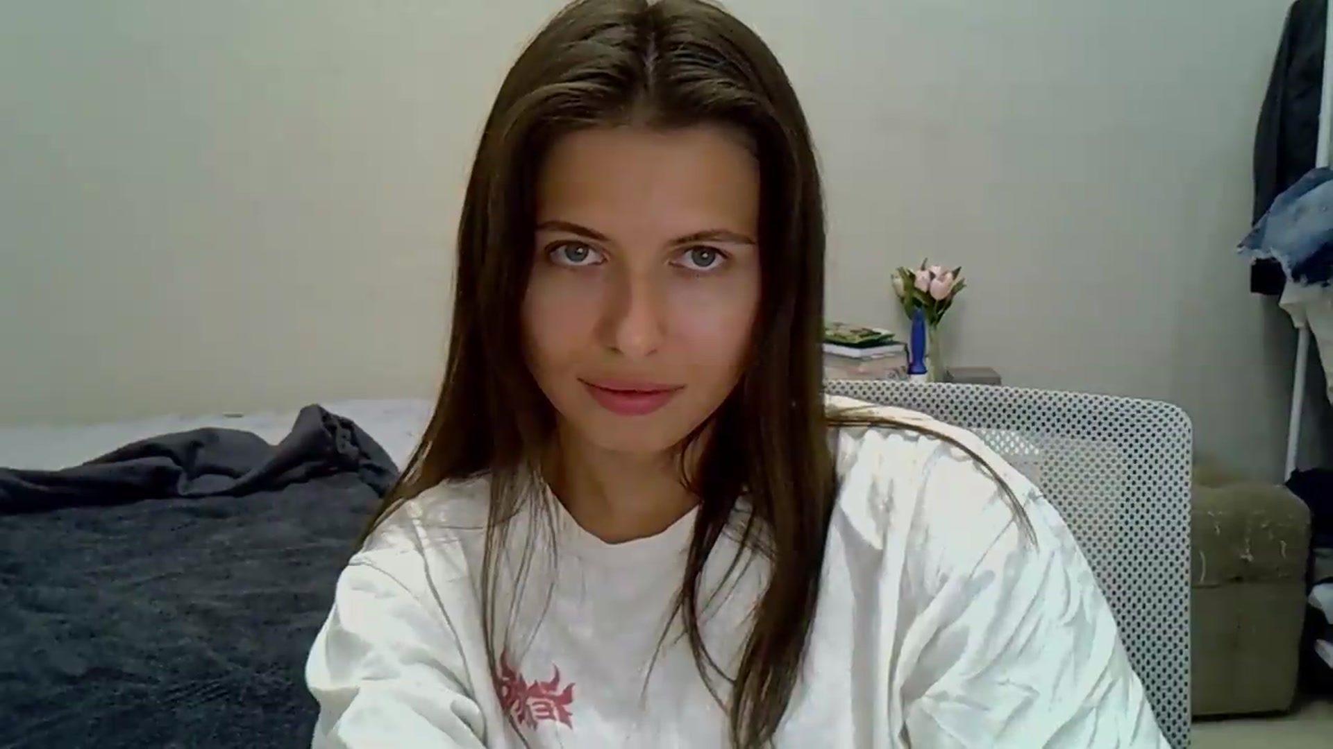 Gallery image thumbnail from YourrrAngell's myfreecams stream on, 09/03/2026, 20:31 image 19 of 20