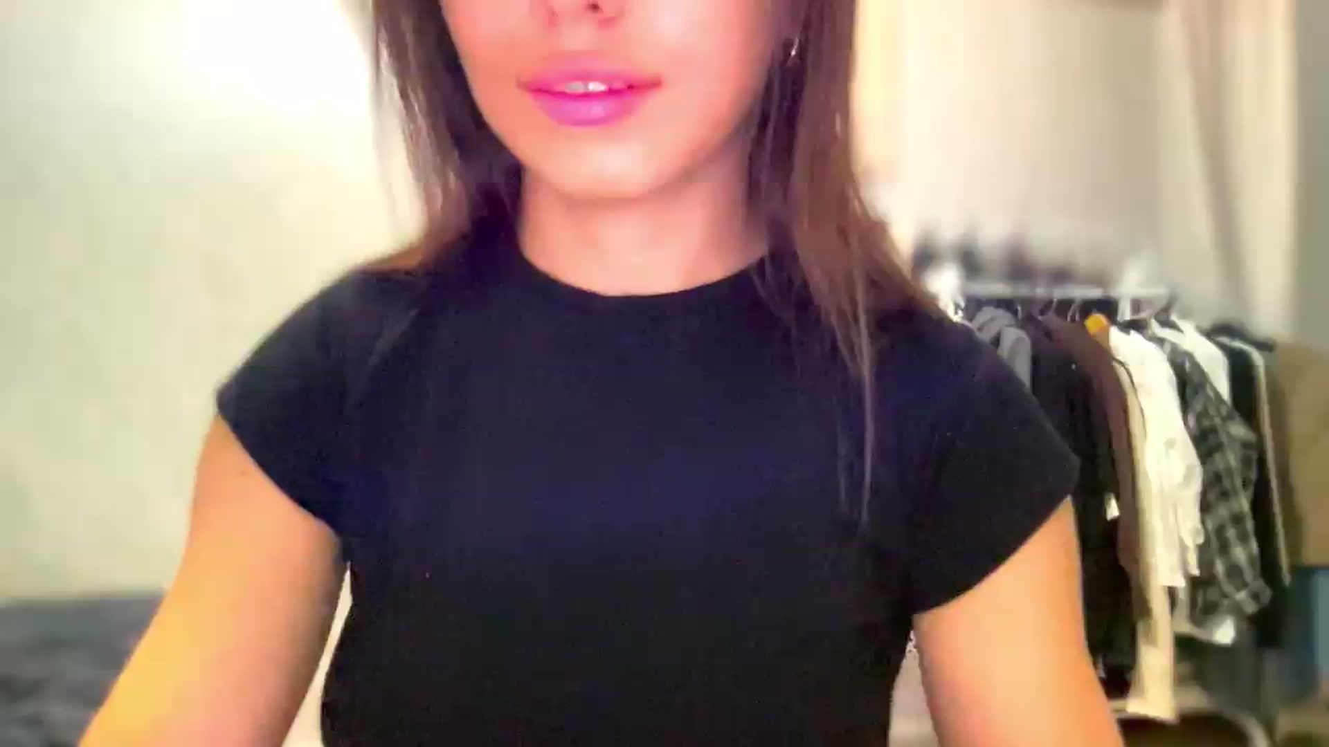 Gallery image thumbnail from YourrrAngell's myfreecams stream on, 09/07/2026, 20:55 image 7 of 20