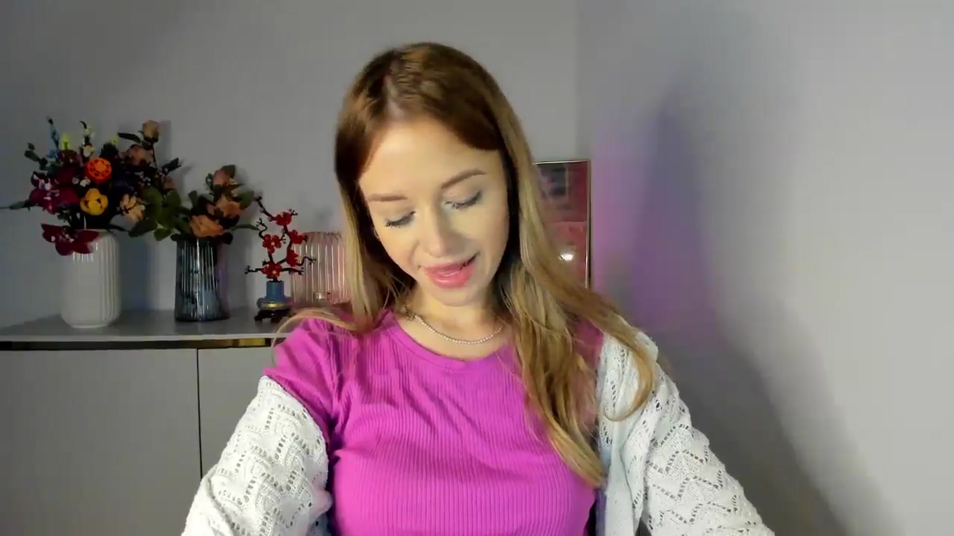 Gallery image thumbnail from YoursCindy's myfreecams stream on, 03/26/2026, 13:01 image 8 of 20