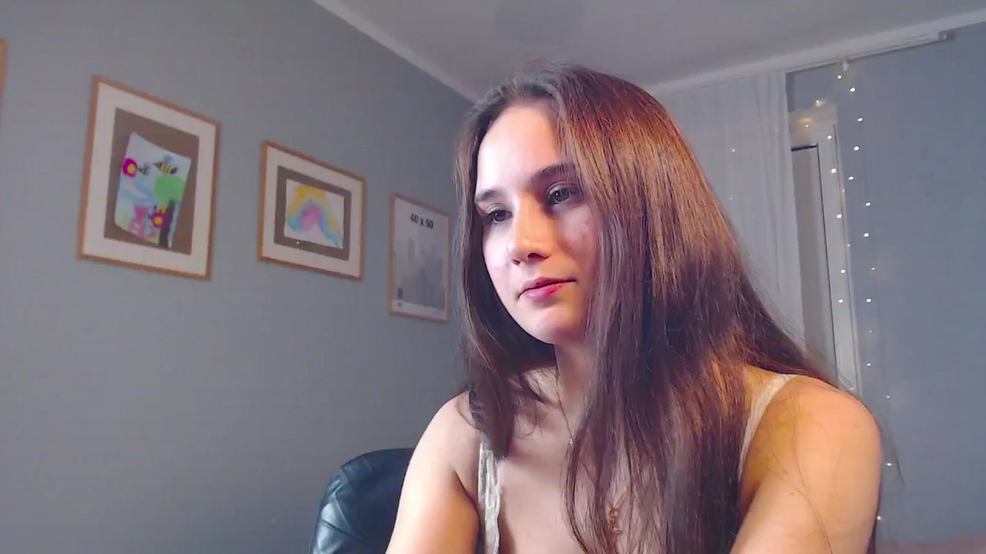 Gallery image thumbnail from YoursSofi's myfreecams stream on, 12/24/2025, 02:21 image 5 of 20