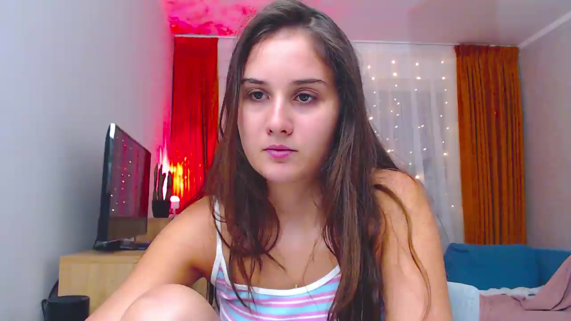 Gallery image thumbnail from YoursSofi's myfreecams stream on, 08/22/2026, 23:27 image 5 of 20
