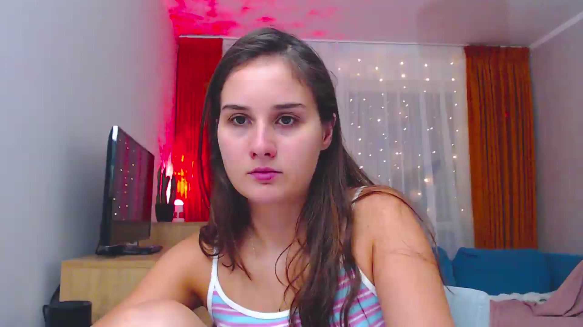 Gallery image thumbnail from YoursSofi's myfreecams stream on, 08/22/2026, 23:27 image 17 of 20