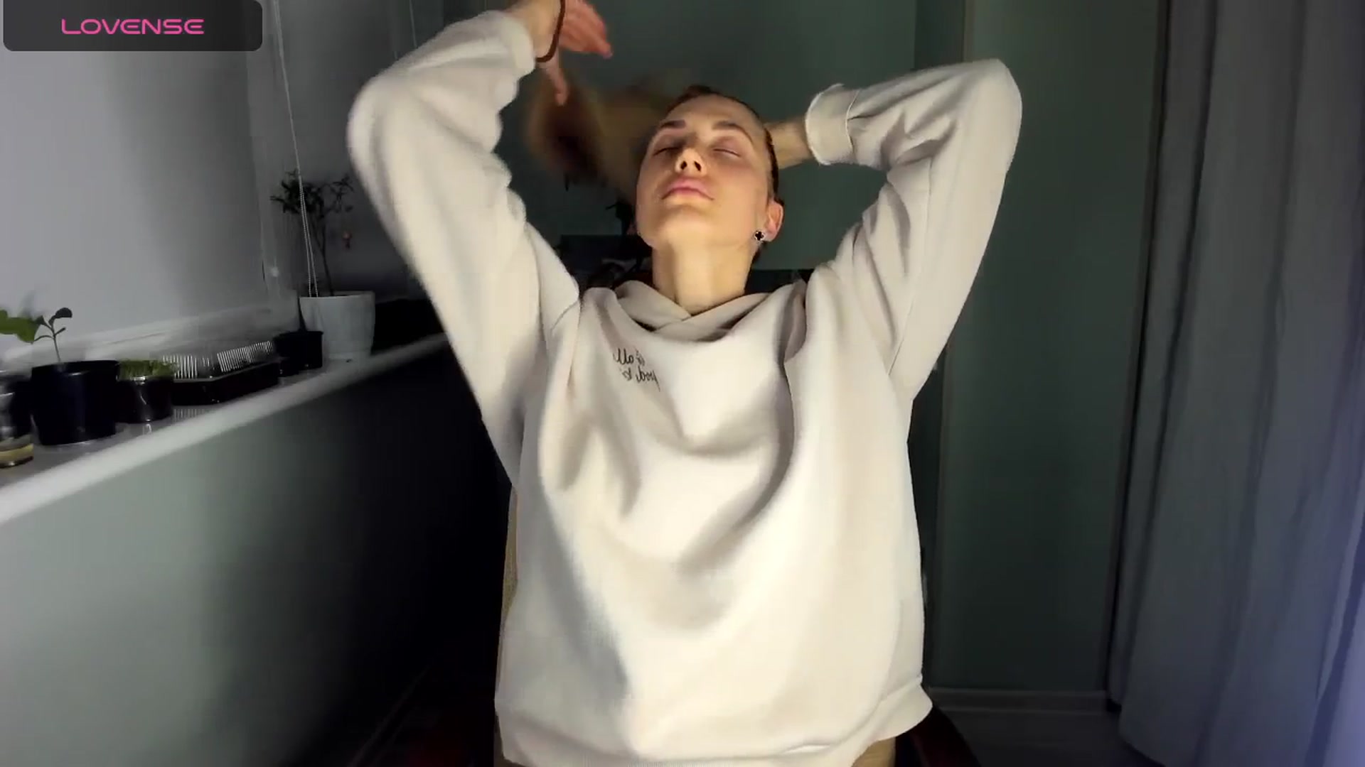 Gallery image thumbnail from Yours_Sonya's myfreecams stream on, 05/12/2024, 21:51 image 9 of 20
