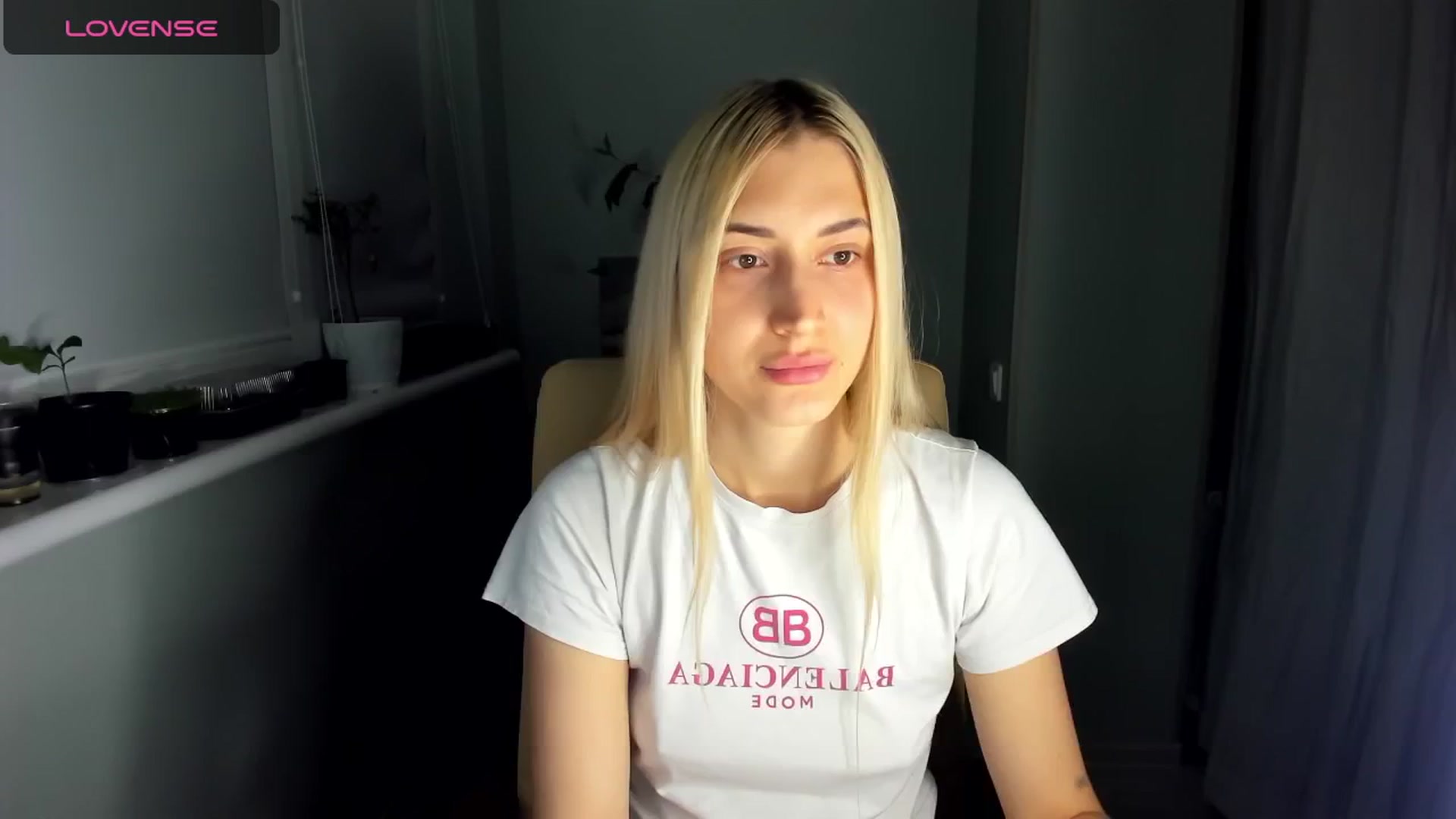 Gallery image thumbnail from Yours_Sonya's myfreecams stream on, 05/13/2024, 19:37 image 8 of 20