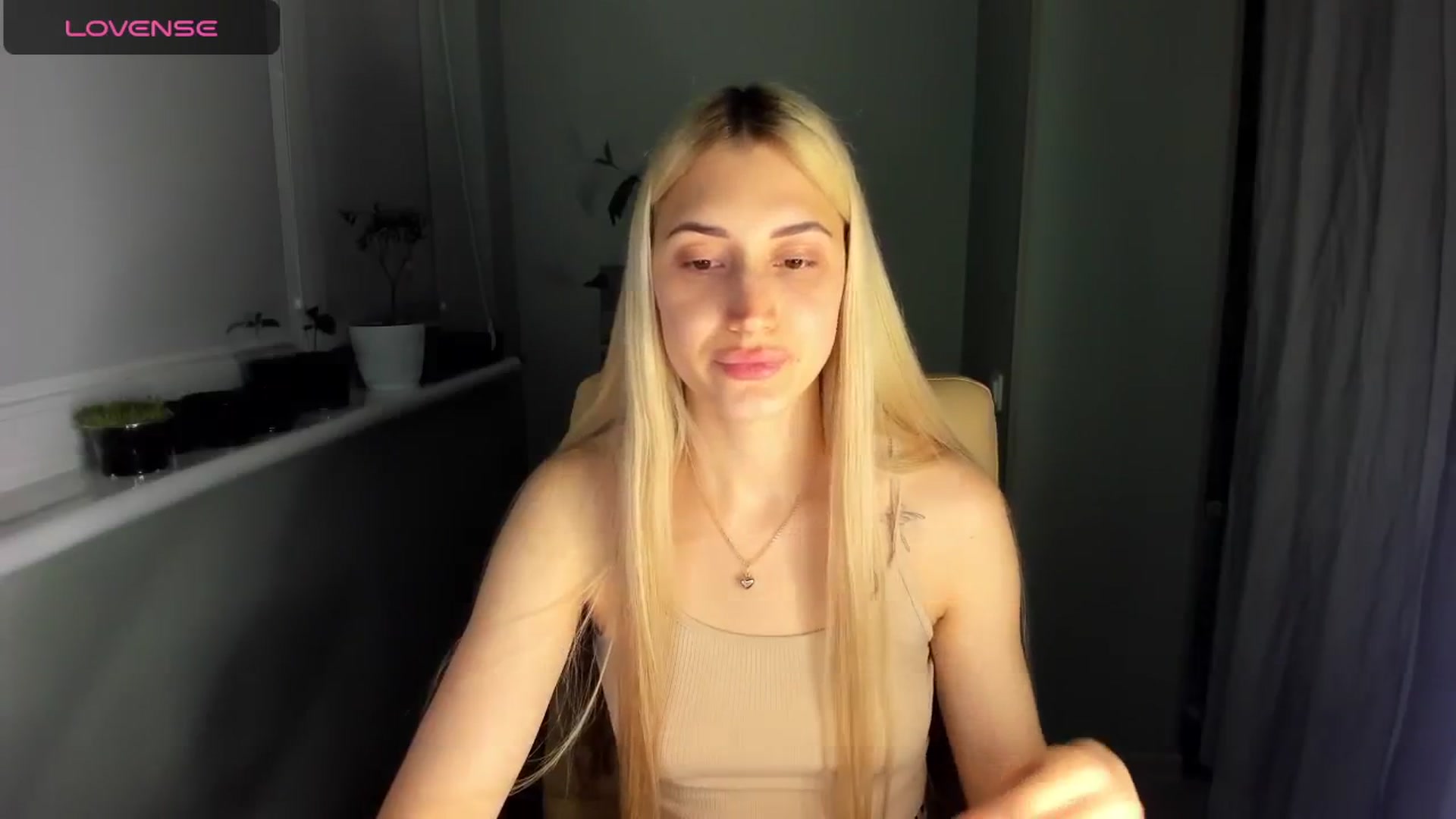 Gallery image thumbnail from Yours_Sonya's myfreecams stream on, 05/15/2024, 21:05 image 2 of 20