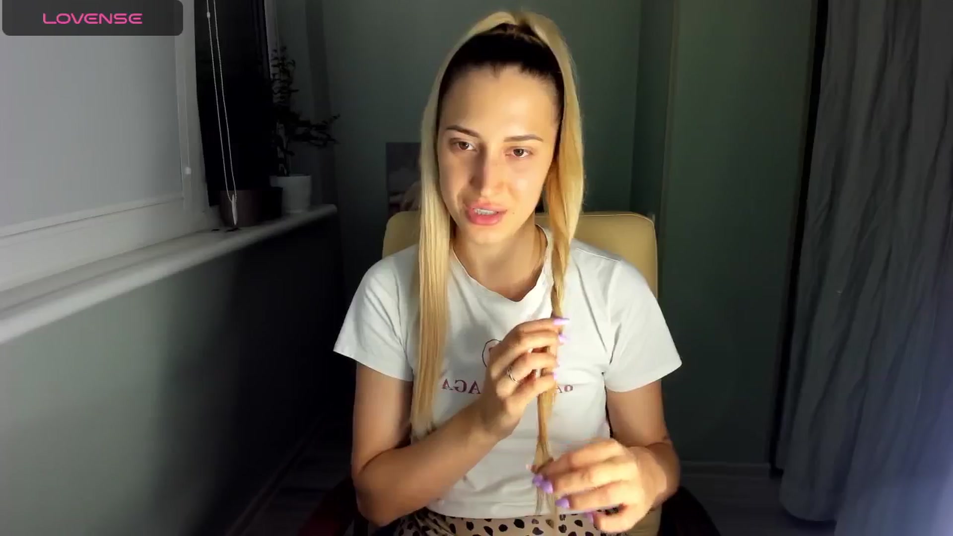 Gallery image thumbnail from Yours_Sonya's myfreecams stream on, 08/05/2024, 17:48 image 8 of 20