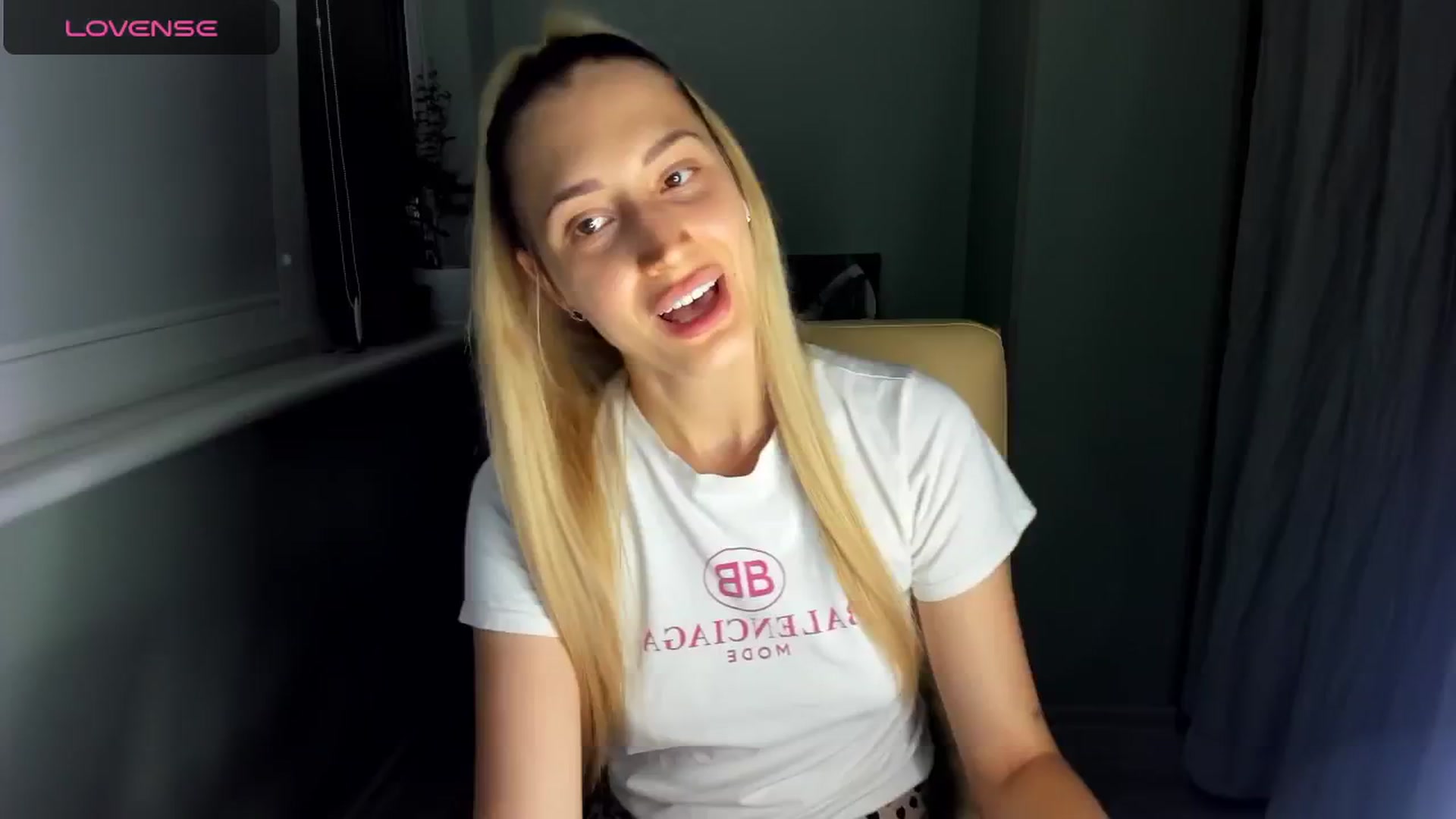 Gallery image thumbnail from Yours_Sonya's myfreecams stream on, 08/05/2024, 18:40 image 1 of 20