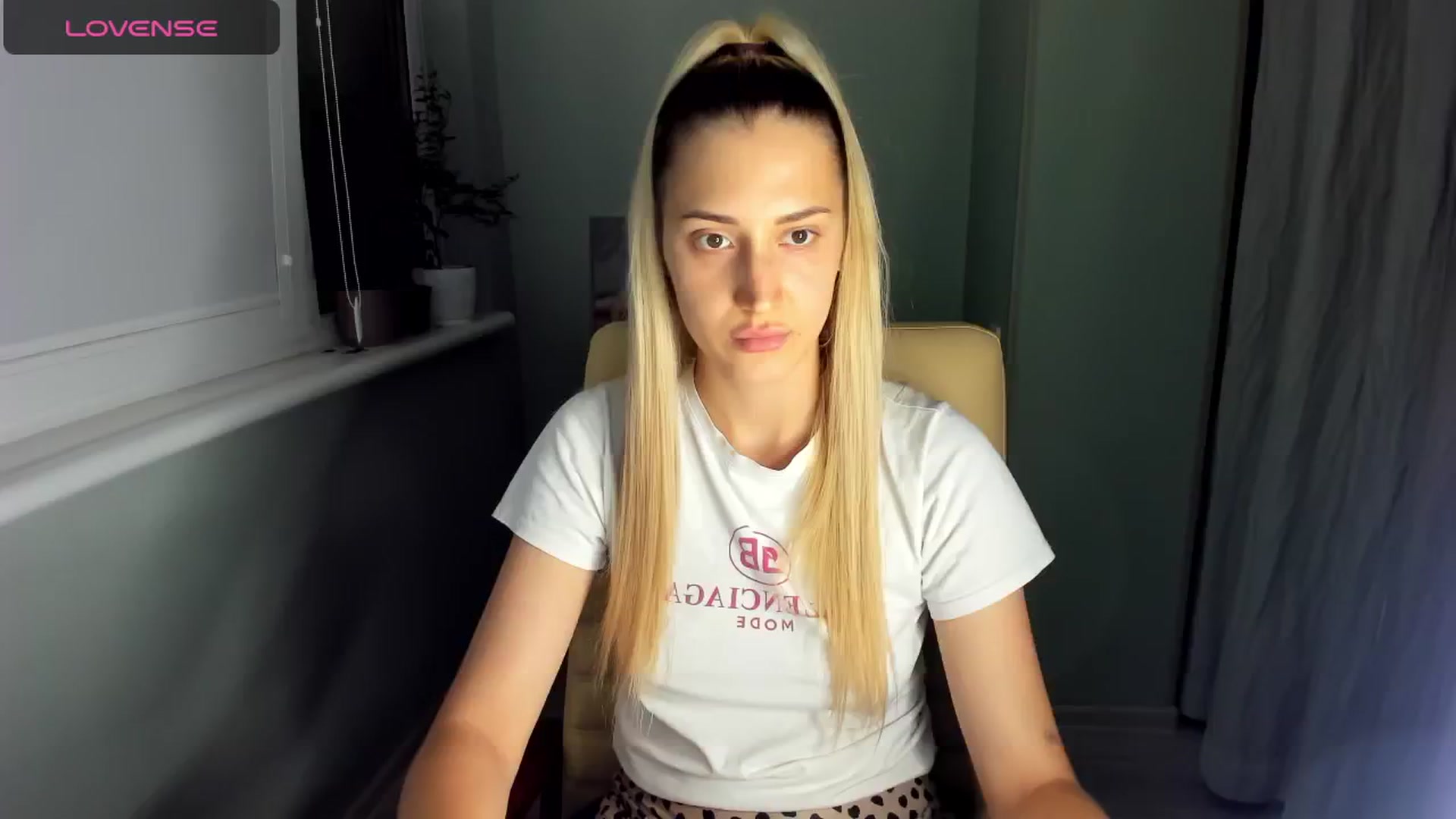 Gallery image thumbnail from Yours_Sonya's myfreecams stream on, 08/05/2024, 18:40 image 8 of 20