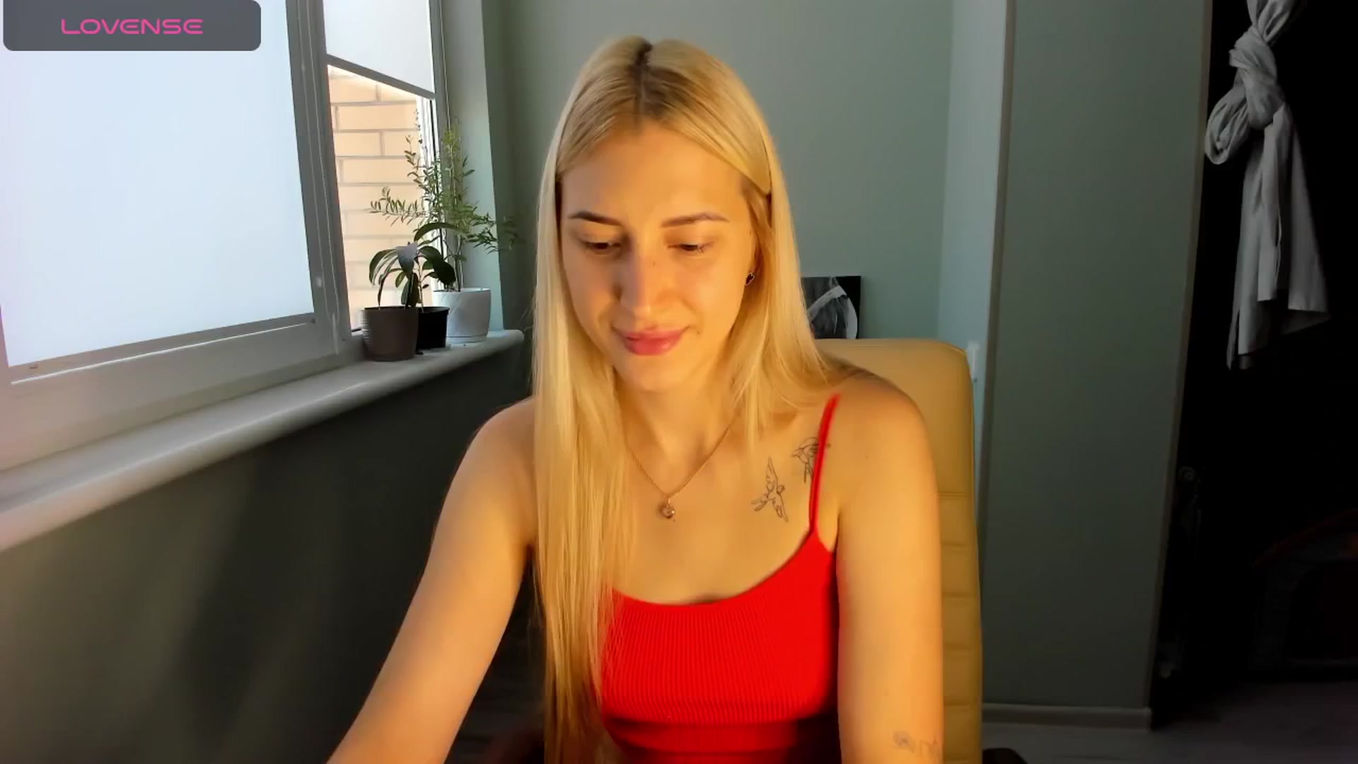 Gallery image thumbnail from Yours_Sonya's myfreecams stream on, 08/25/2024, 08:22 image 2 of 20