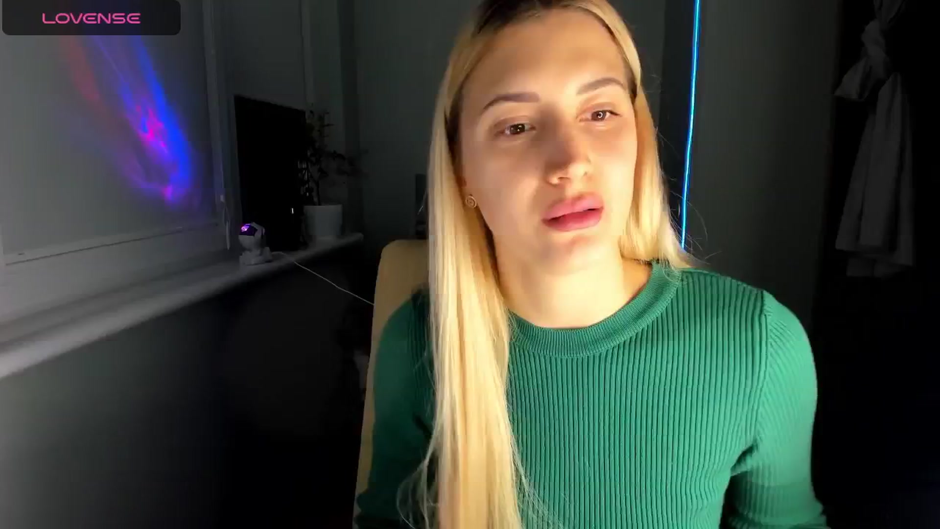 Gallery image thumbnail from Yours_Sonya's myfreecams stream on, 11/04/2024, 17:46 image 8 of 20