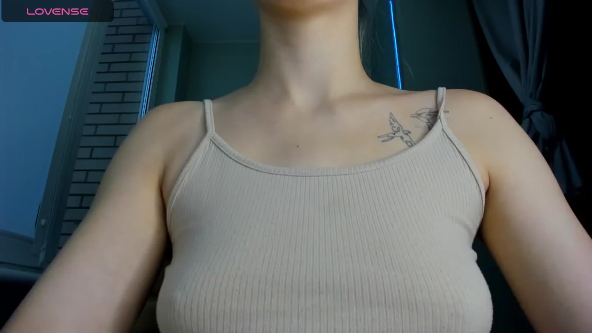 Gallery image thumbnail from Yours_Sonya's myfreecams stream on, 11/15/2024, 12:42 image 10 of 20