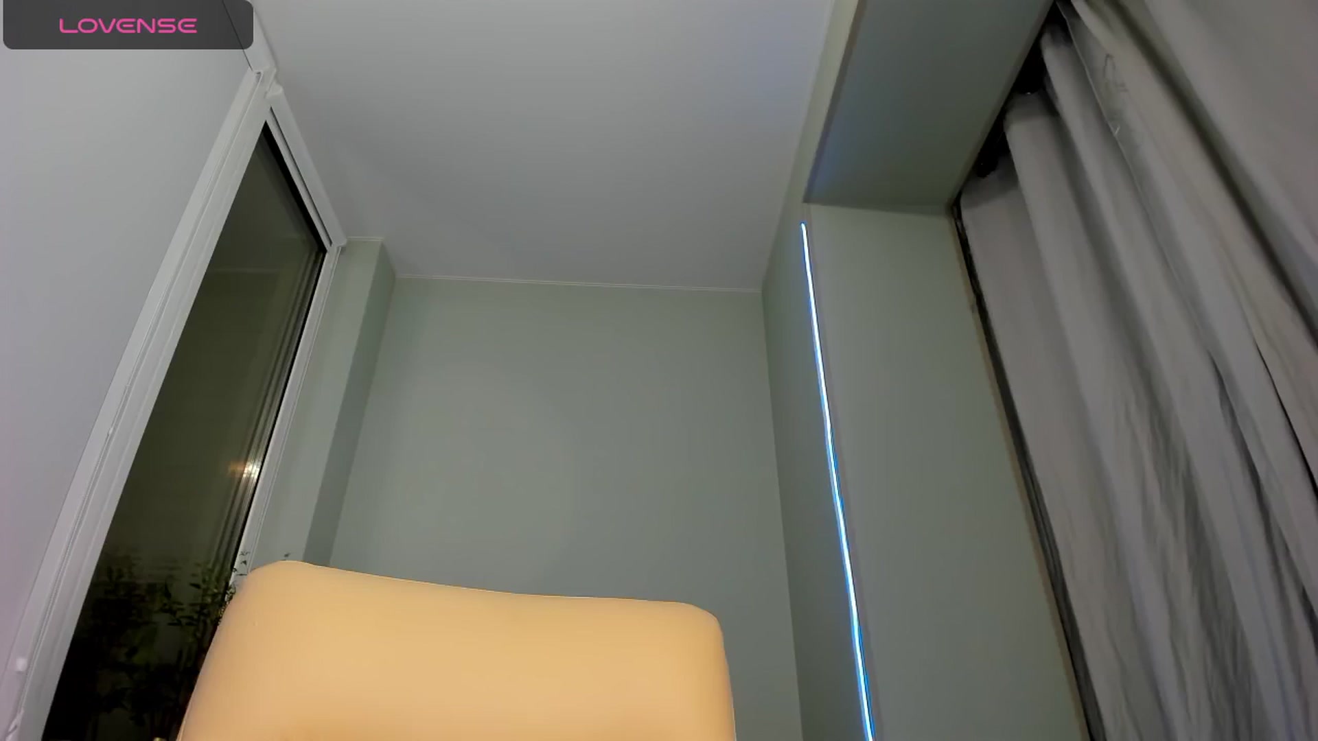Gallery image thumbnail from Yours_Sonya's myfreecams stream on, 11/17/2024, 18:33 image 12 of 20