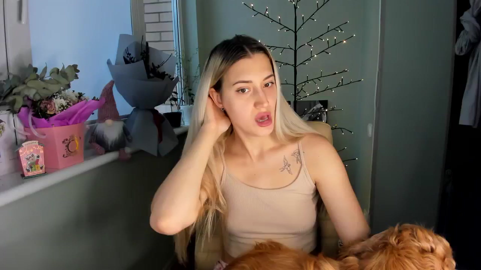 Gallery image thumbnail from Yours_Sonya's myfreecams stream on, 12/26/2024, 10:52 image 7 of 20
