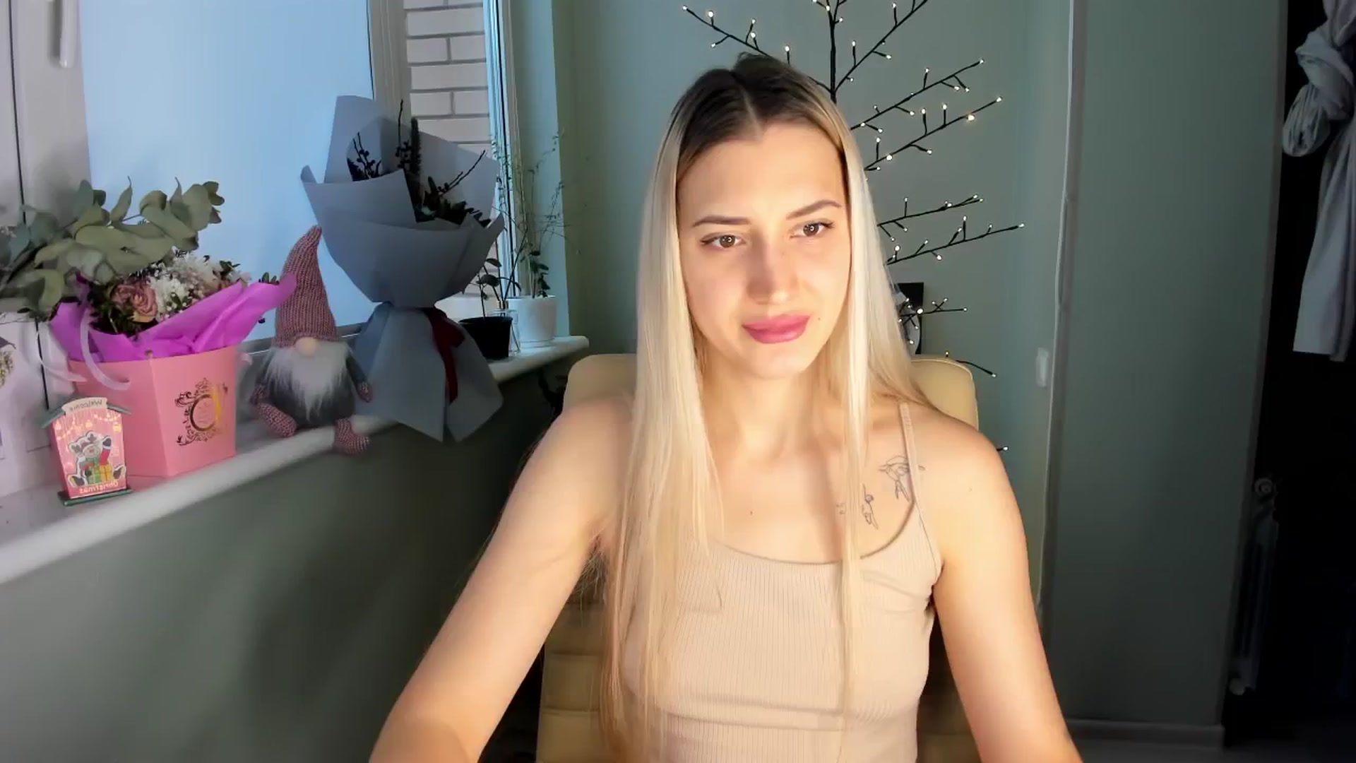 Gallery image thumbnail from Yours_Sonya's myfreecams stream on, 12/26/2024, 10:52 image 1 of 20