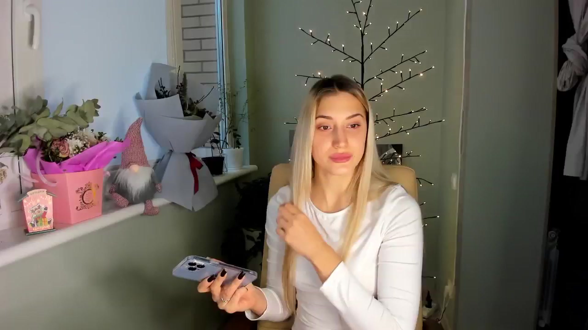Gallery image thumbnail from Yours_Sonya's myfreecams stream on, 12/27/2024, 13:52 image 3 of 20