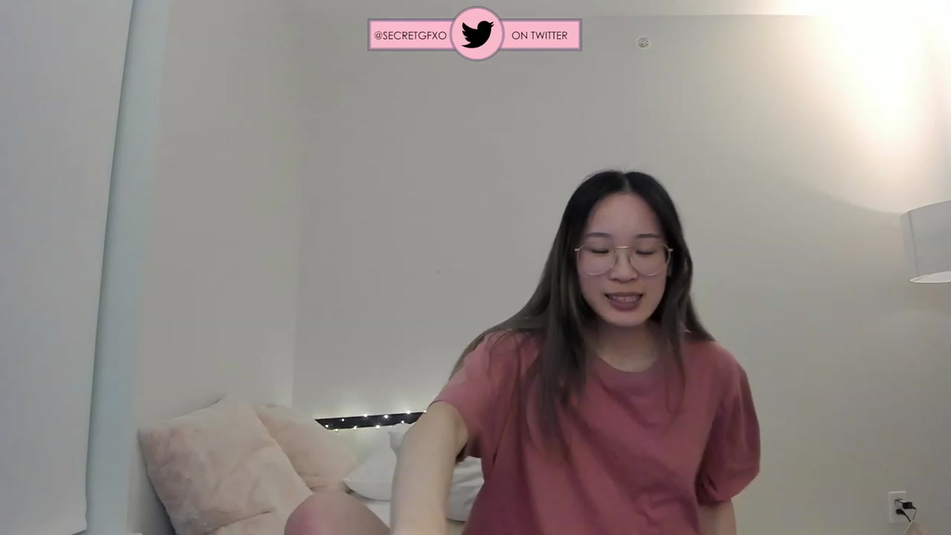 Gallery image thumbnail from Yoursecretgf's myfreecams stream on, 01/04/2024, 01:27 image 17 of 20