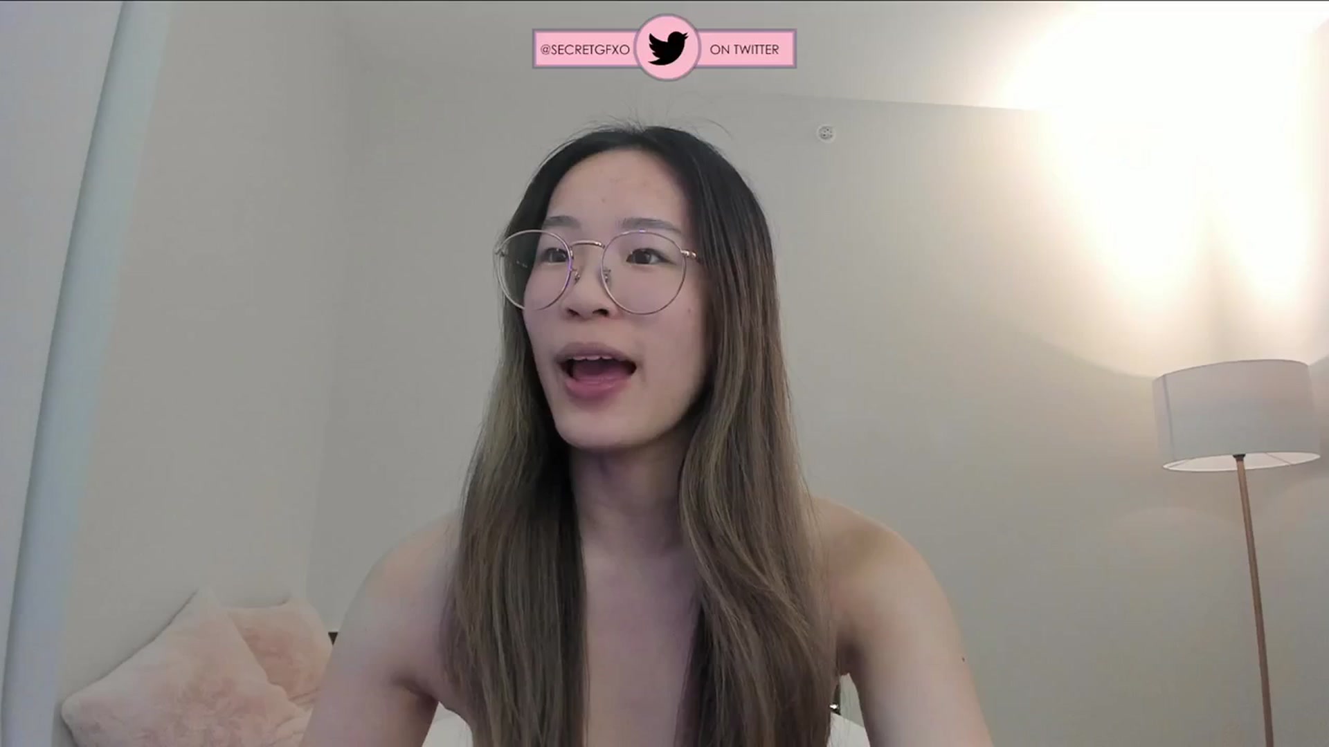 Gallery image thumbnail from Yoursecretgf's myfreecams stream on, 01/22/2024, 08:06 image 18 of 20