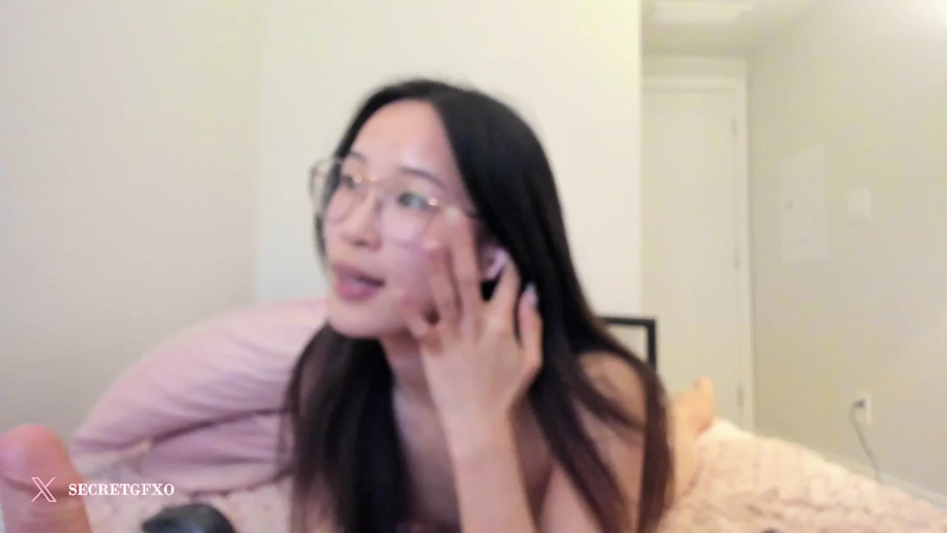 Gallery image thumbnail from Yoursecretgf's myfreecams stream on, 09/12/2024, 08:37 image 16 of 20