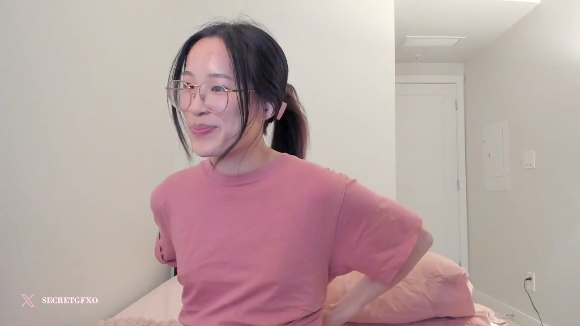 Gallery image thumbnail from Yoursecretgf's myfreecams stream on, 09/28/2024, 11:48 image 5 of 20