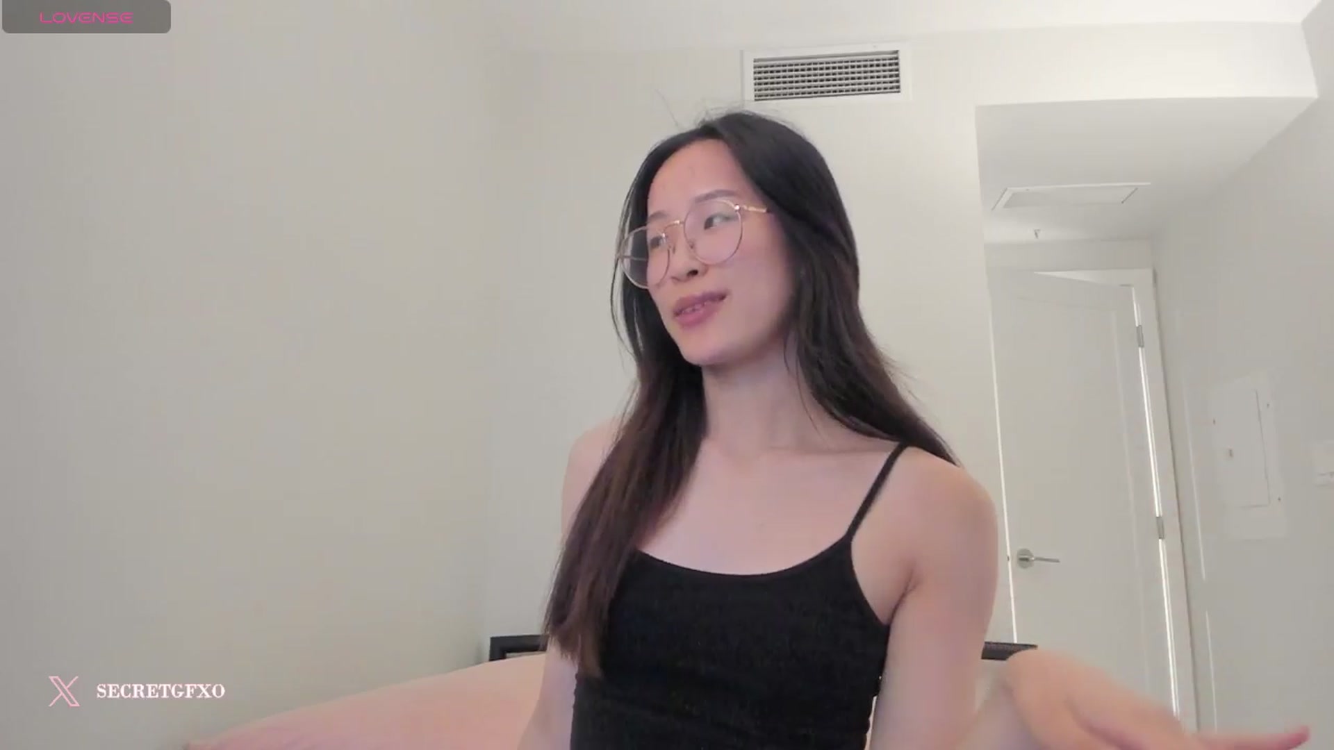 Gallery image thumbnail from Yoursecretgf's myfreecams stream on, 10/02/2024, 09:30 image 13 of 20